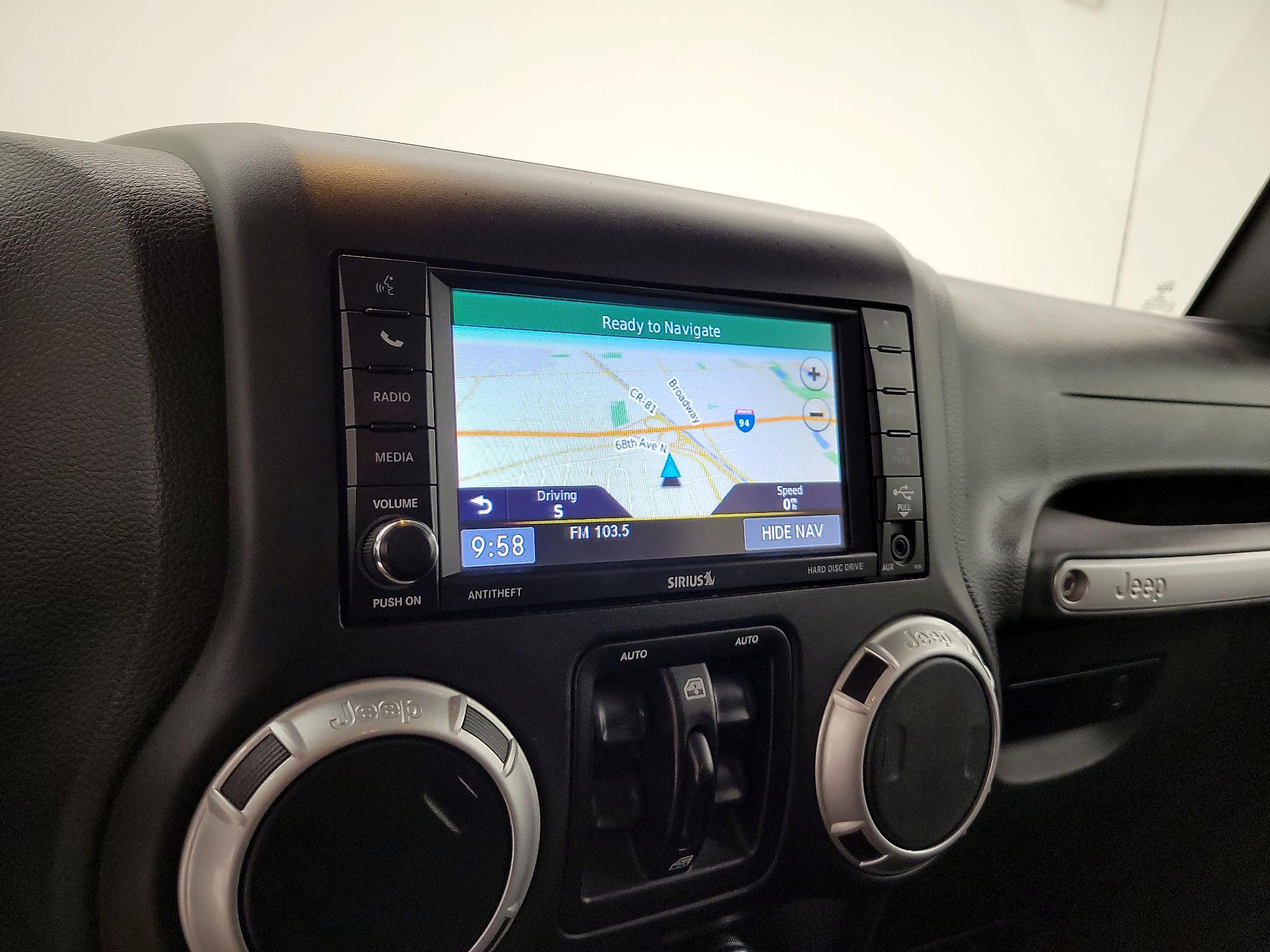 Thumbnail: 2017 Jeep Wrangler - 14