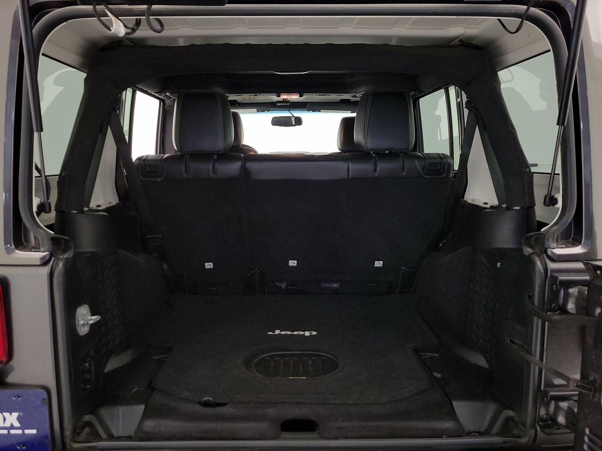 Thumbnail: 2017 Jeep Wrangler - 20