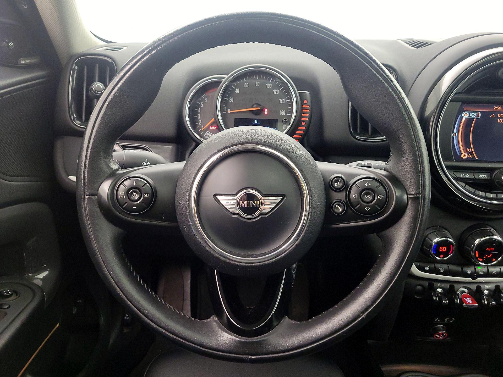 Thumbnail: 2017 MINI Cooper Countryman - 10