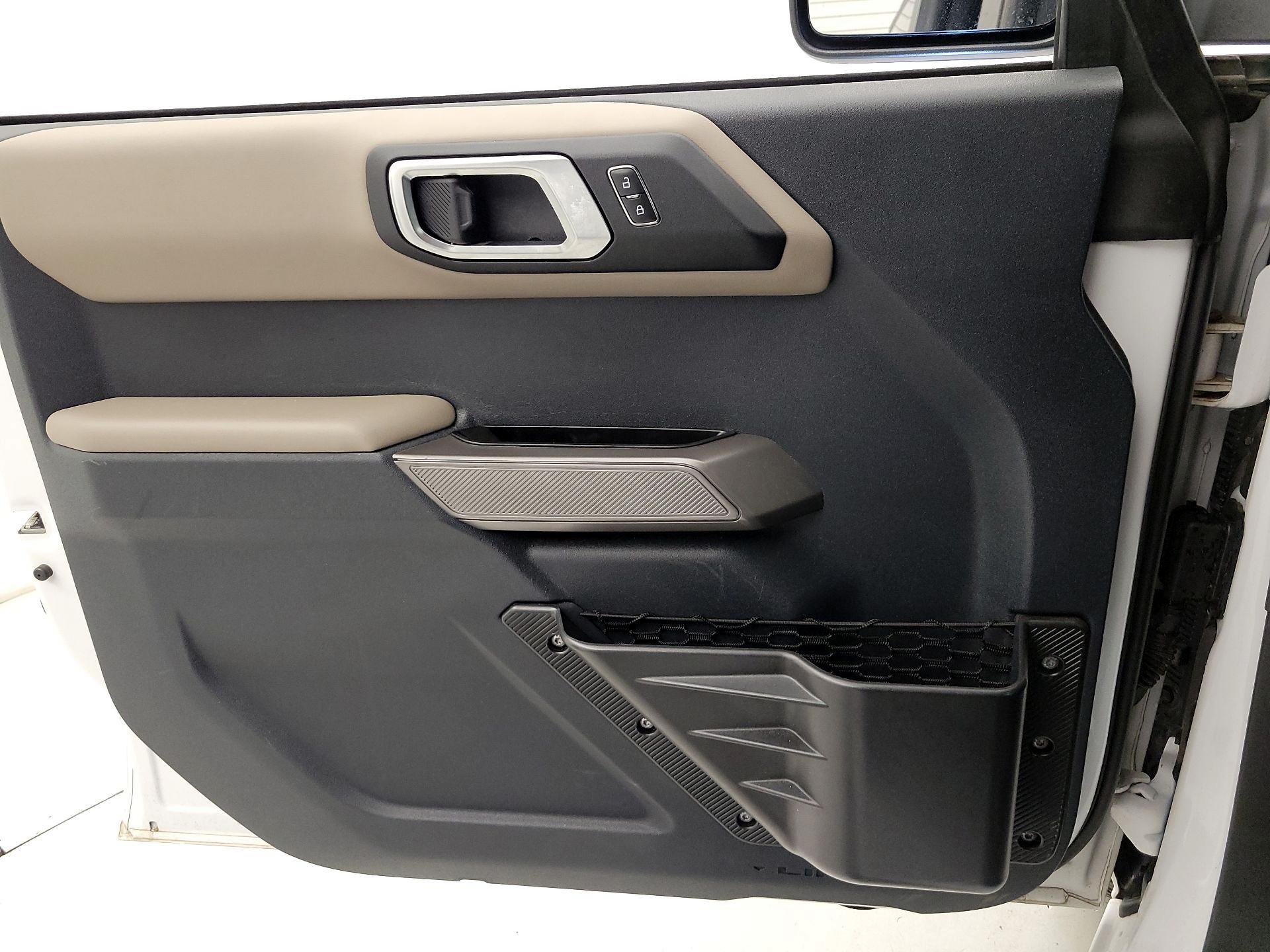 Thumbnail: 2023 Ford Bronco - 12