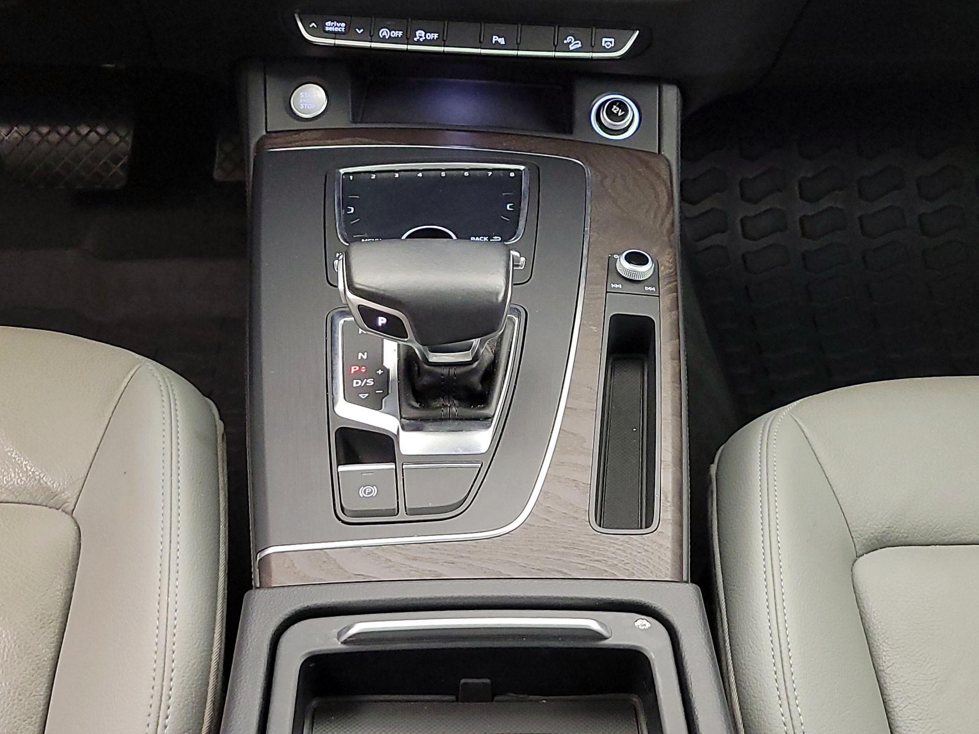 Thumbnail: 2018 Audi Q5 - 18