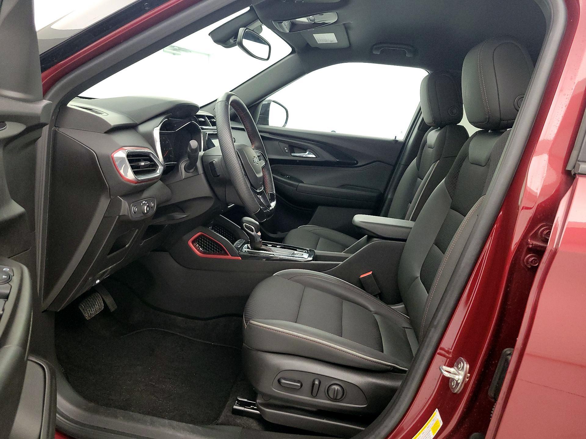 Thumbnail: 2023 Chevrolet TrailBlazer - 11