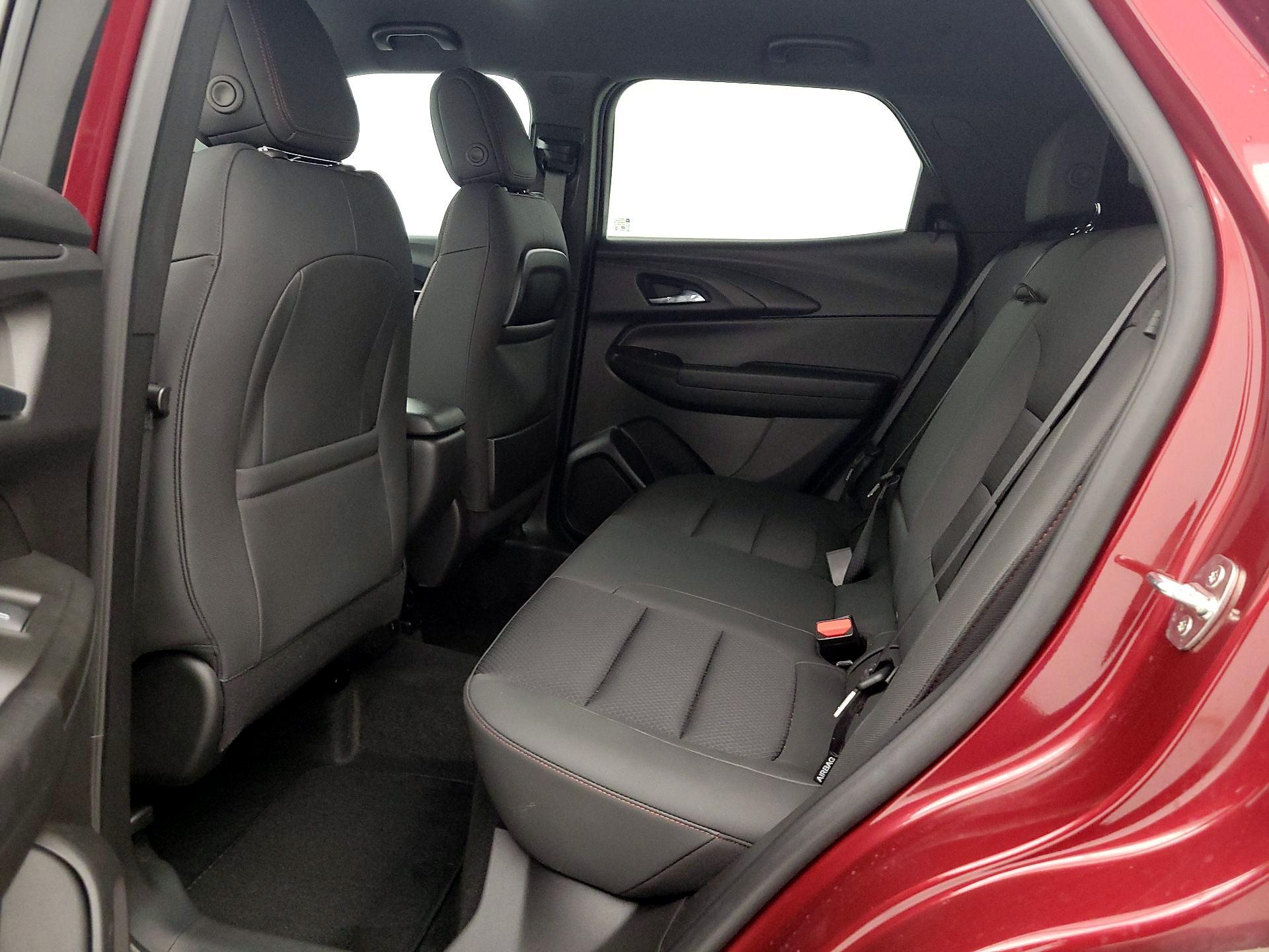 Thumbnail: 2023 Chevrolet TrailBlazer - 20