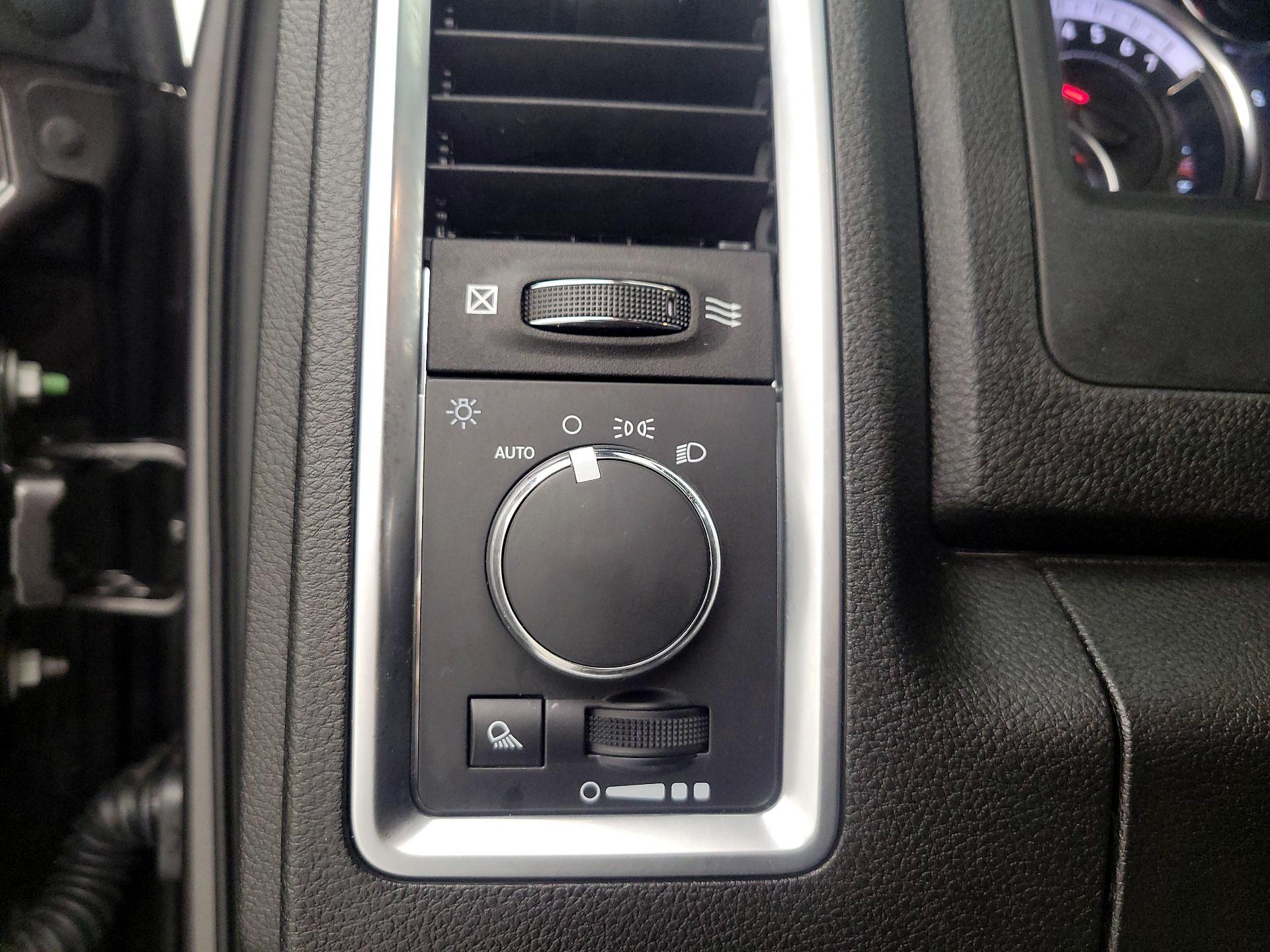 Thumbnail: 2022 RAM 1500 Classic - 13