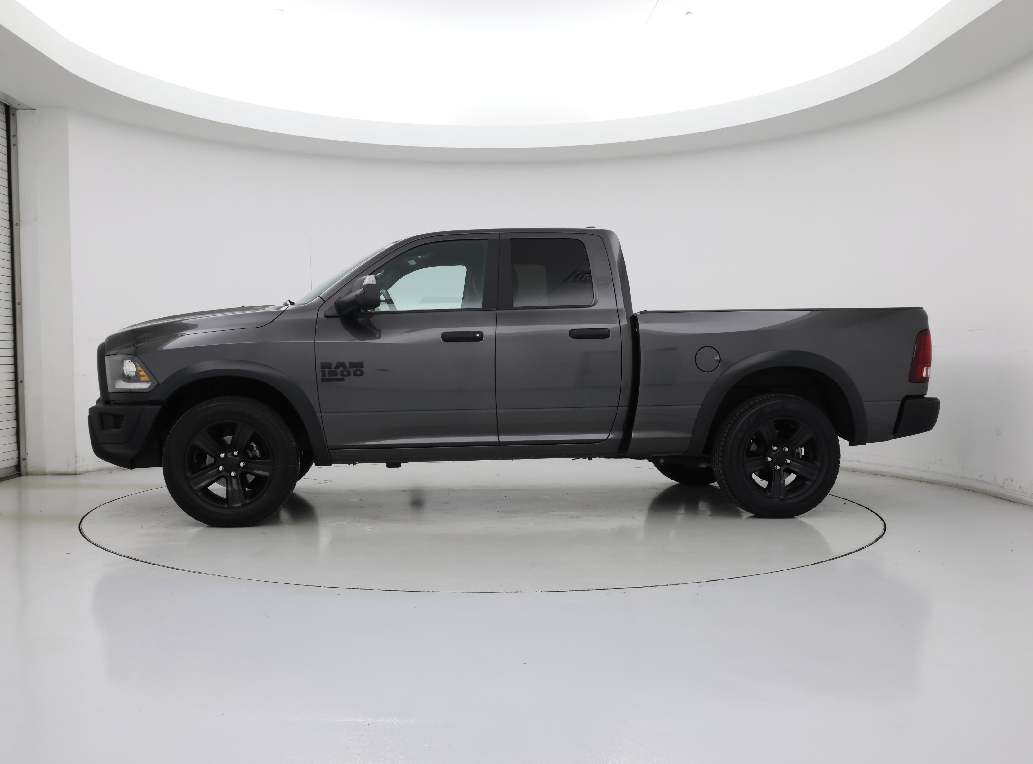 Thumbnail: 2022 RAM 1500 Classic - 3