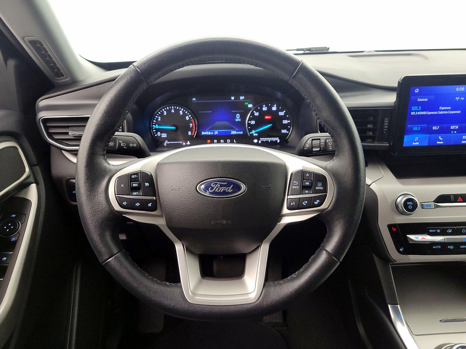 Thumbnail: 2023 Ford Explorer - 10