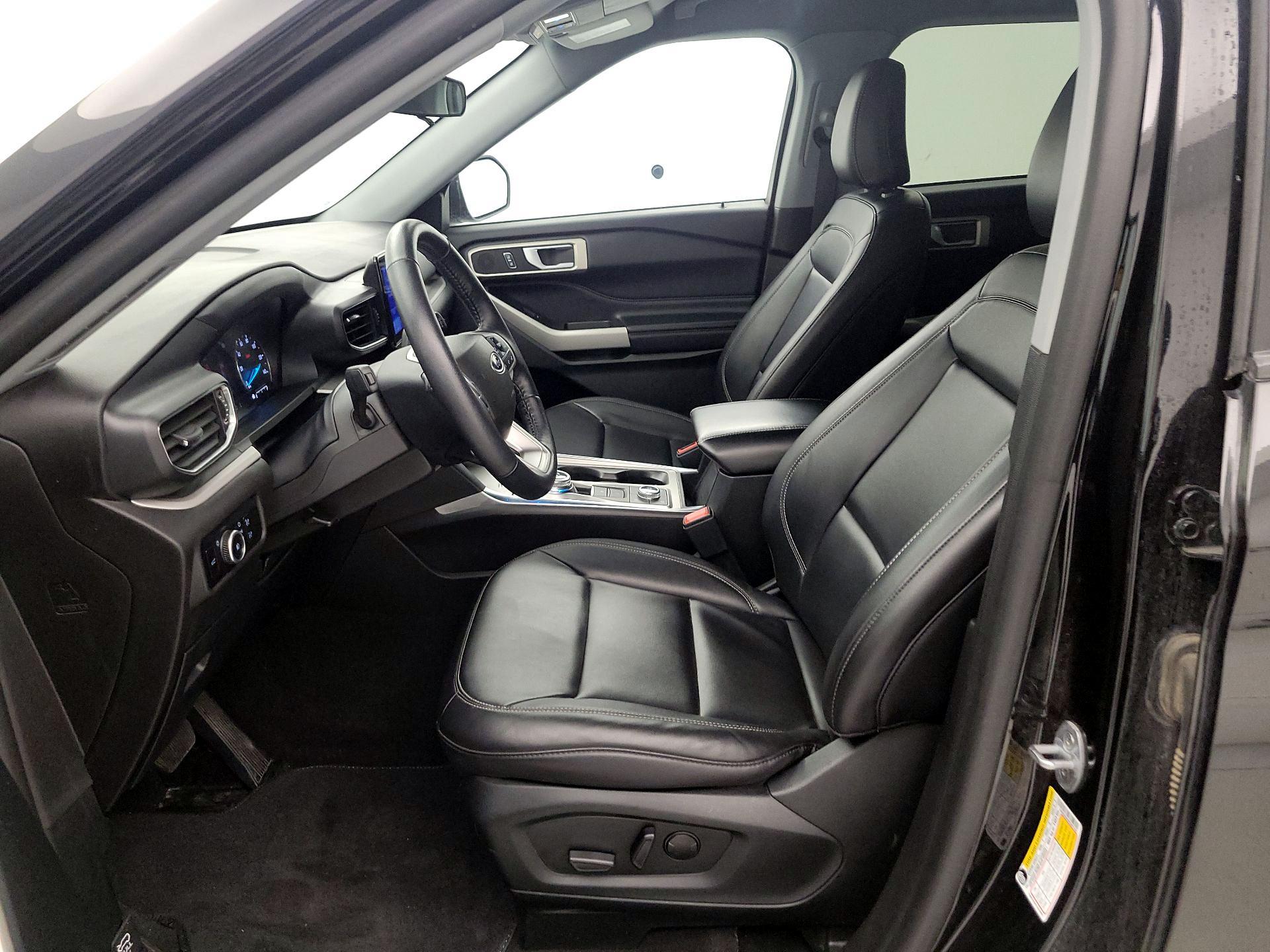 Thumbnail: 2023 Ford Explorer - 11