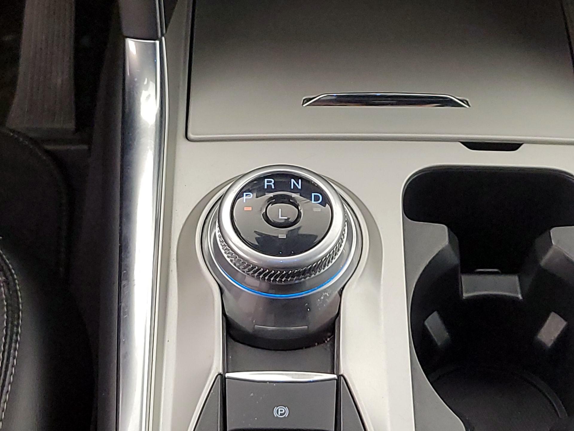 Thumbnail: 2023 Ford Explorer - 17