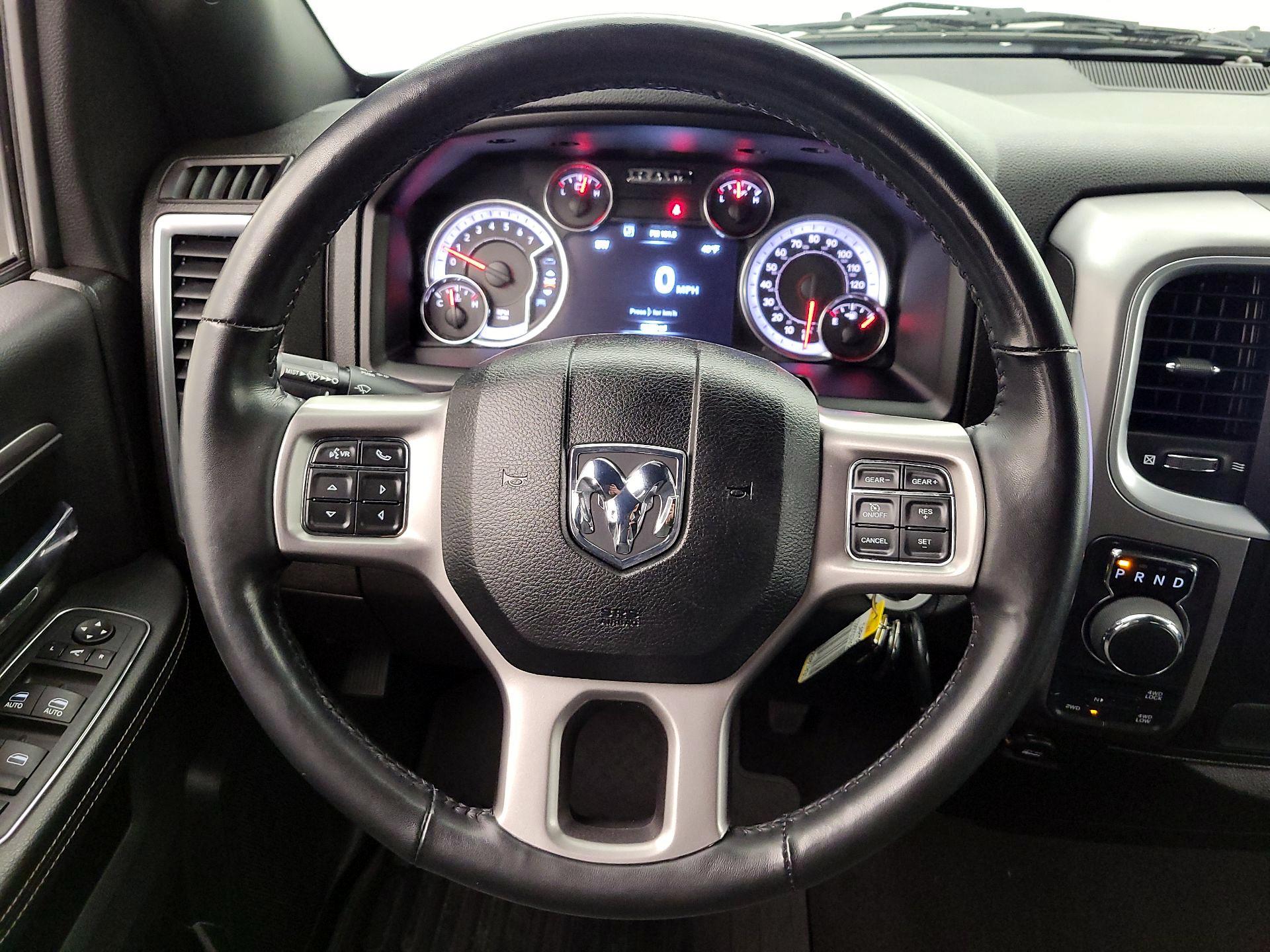 Thumbnail: 2022 RAM 1500 Classic - 10