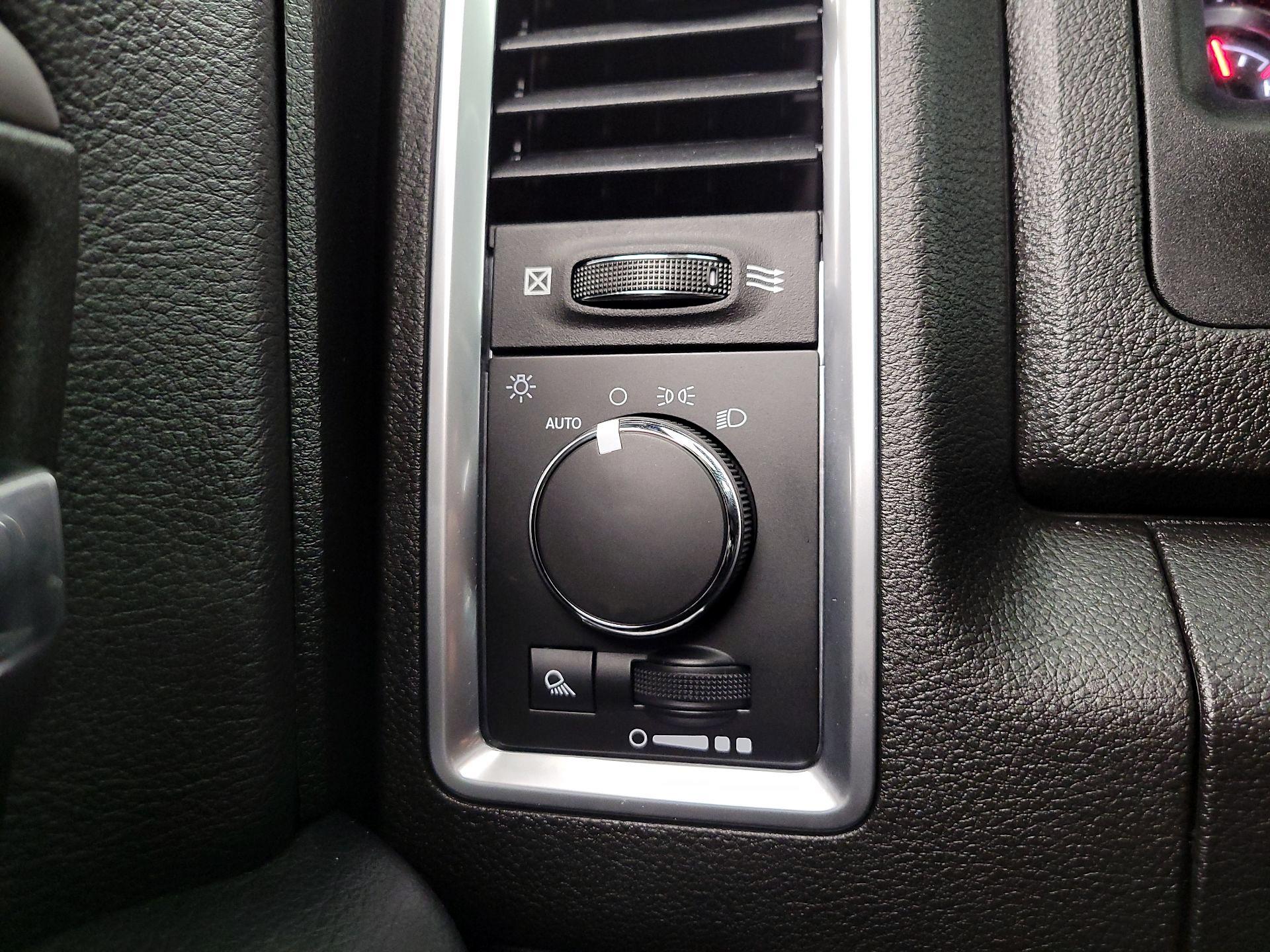 Thumbnail: 2022 RAM 1500 Classic - 13