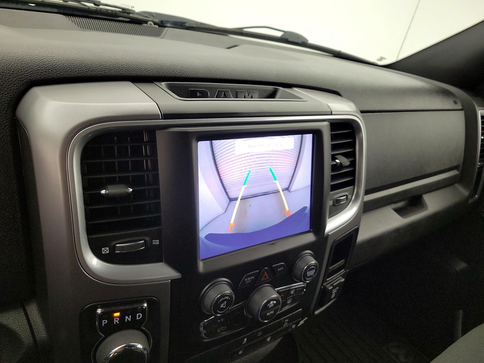 Thumbnail: 2022 RAM 1500 Classic - 14