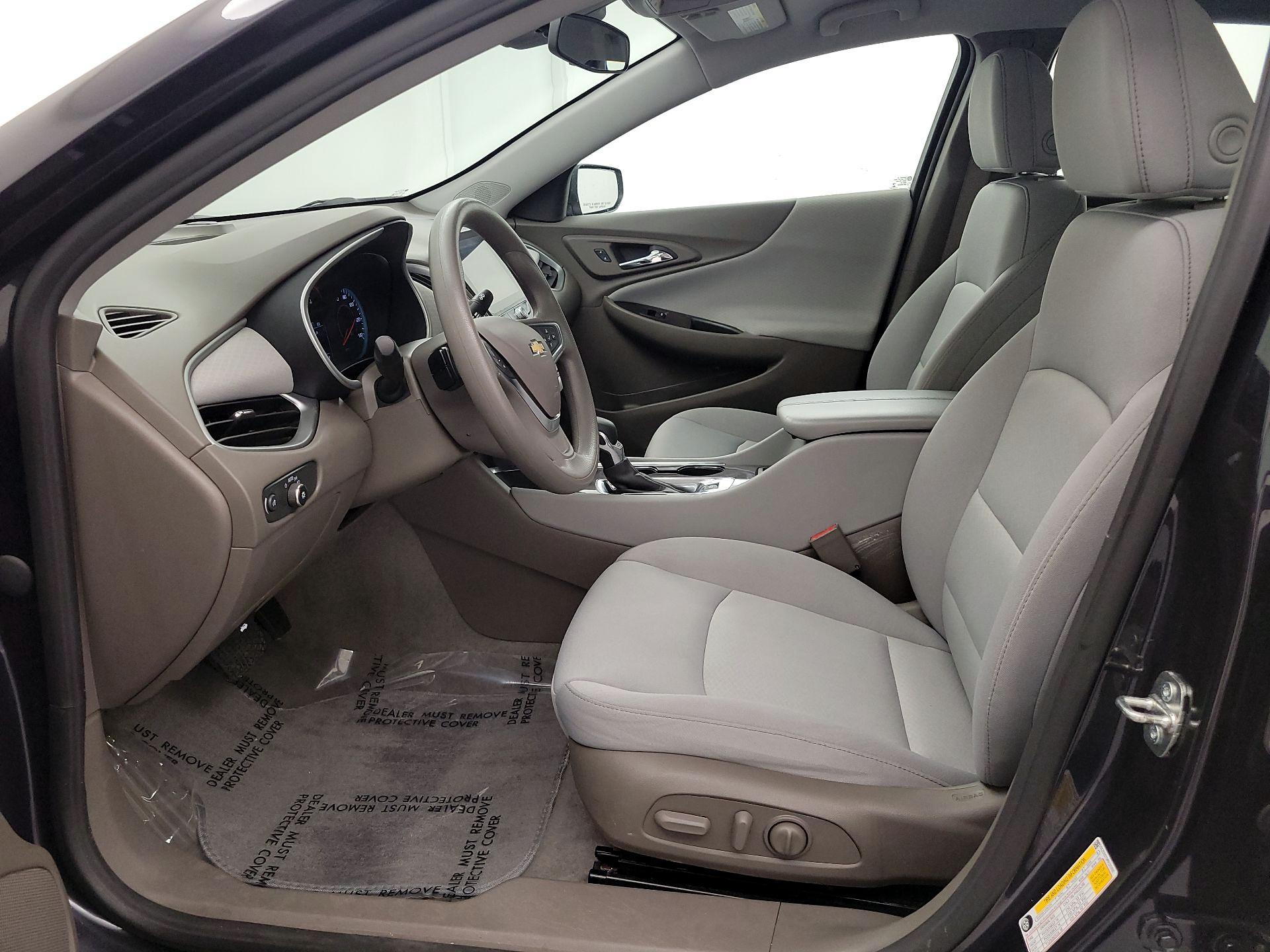 Thumbnail: 2023 Chevrolet Malibu - 11