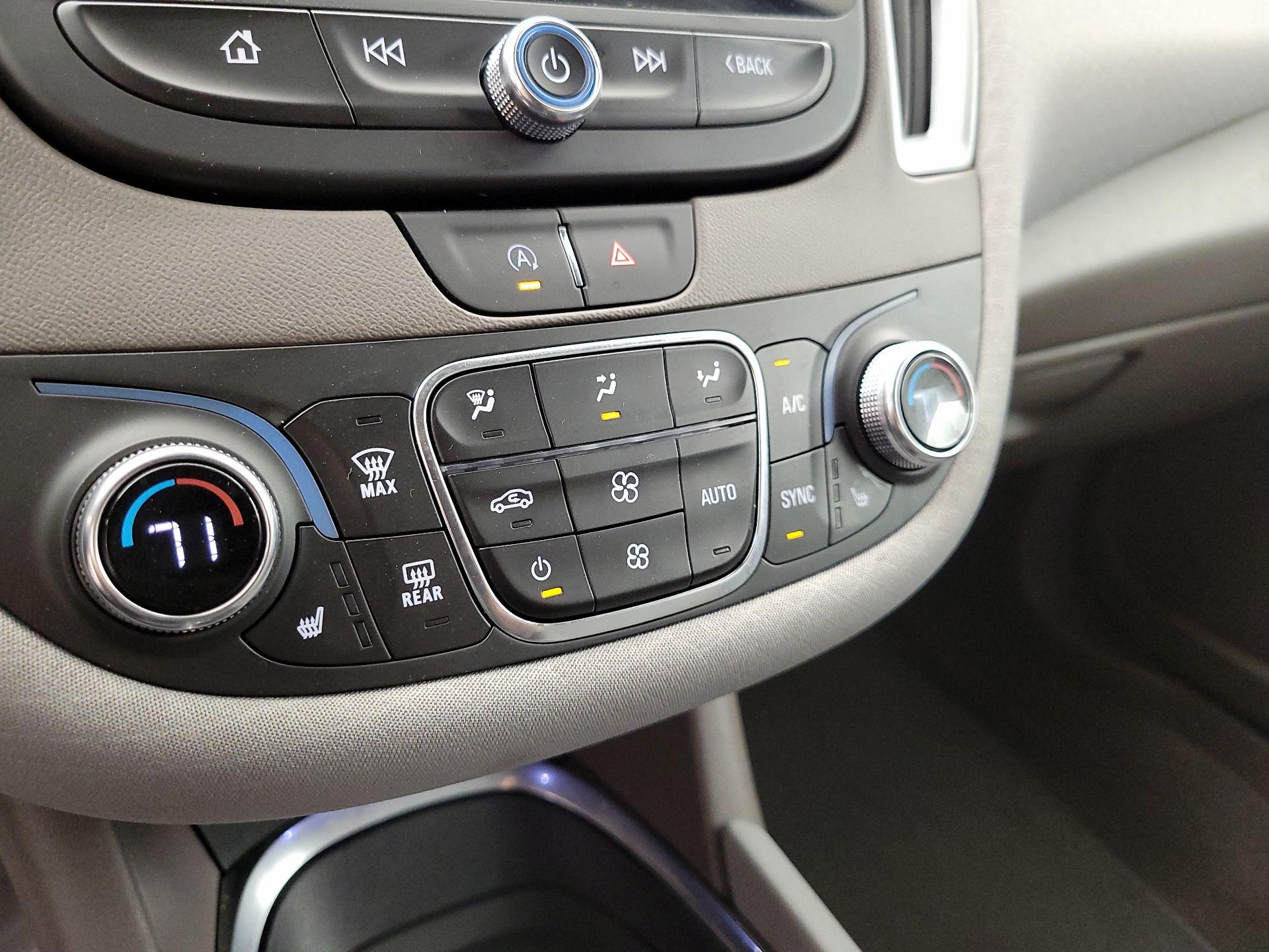 Thumbnail: 2023 Chevrolet Malibu - 16