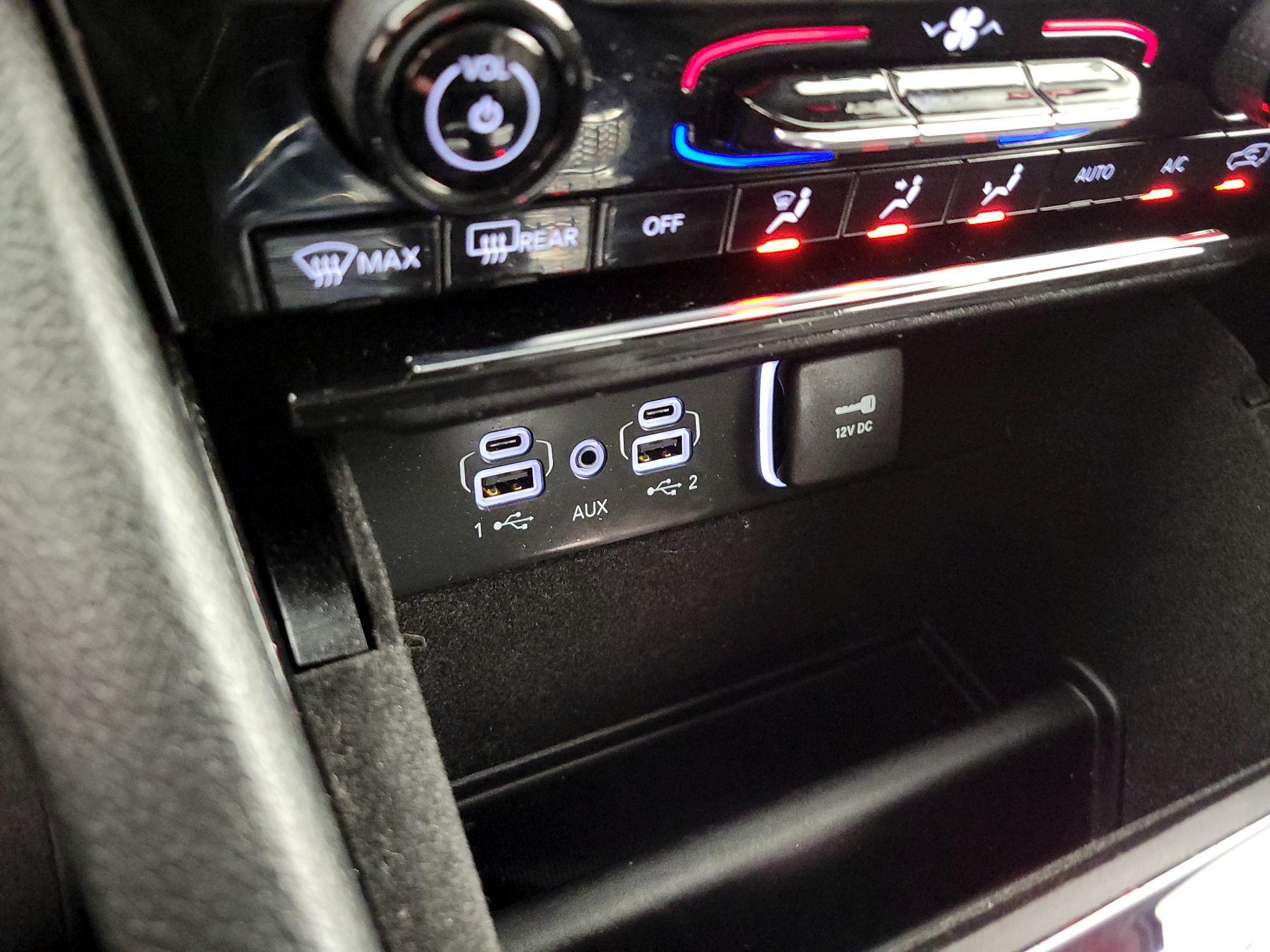 Thumbnail: 2023 Jeep Grand Cherokee - 19