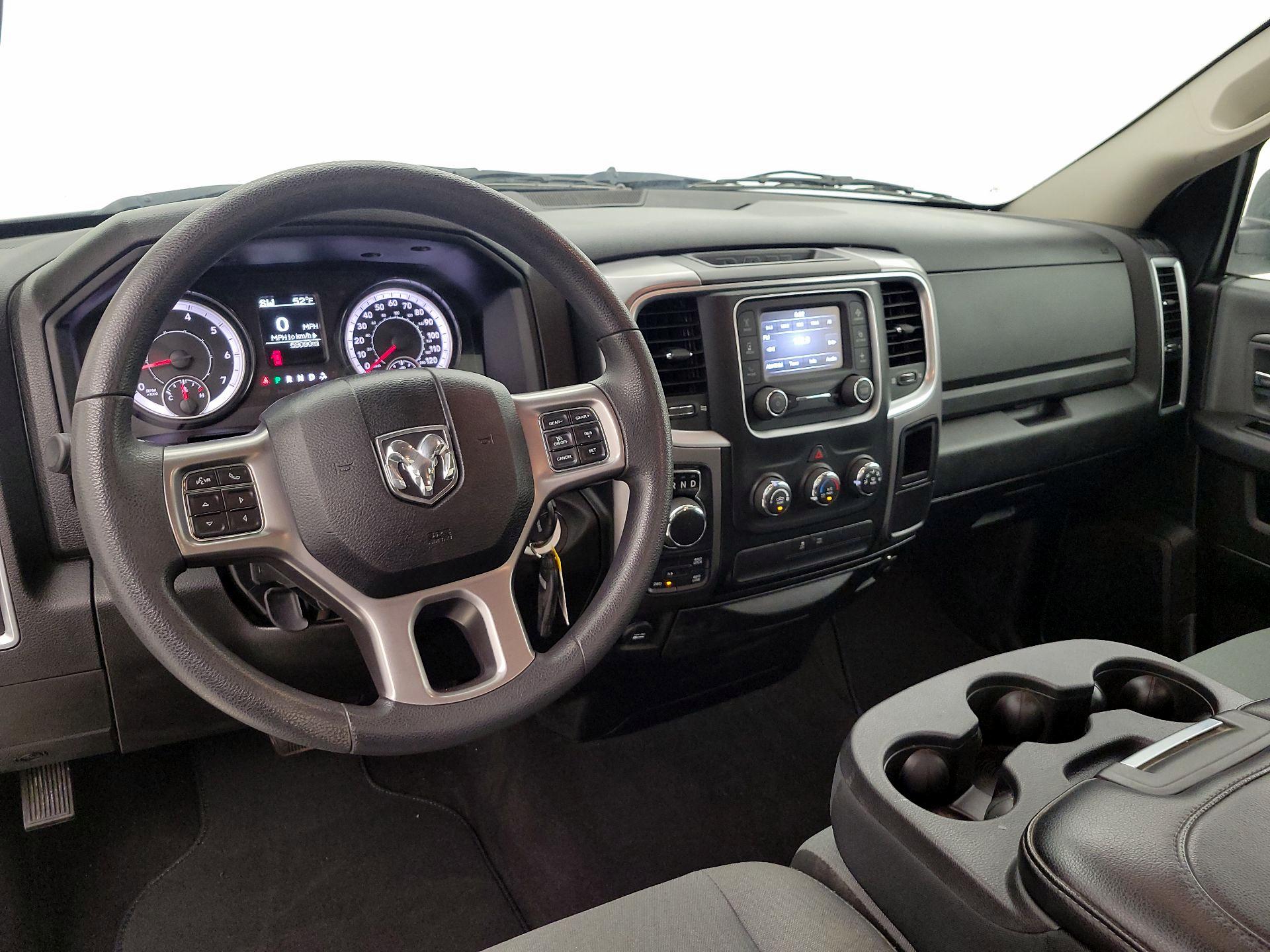 Thumbnail: 2021 RAM 1500 Classic - 9