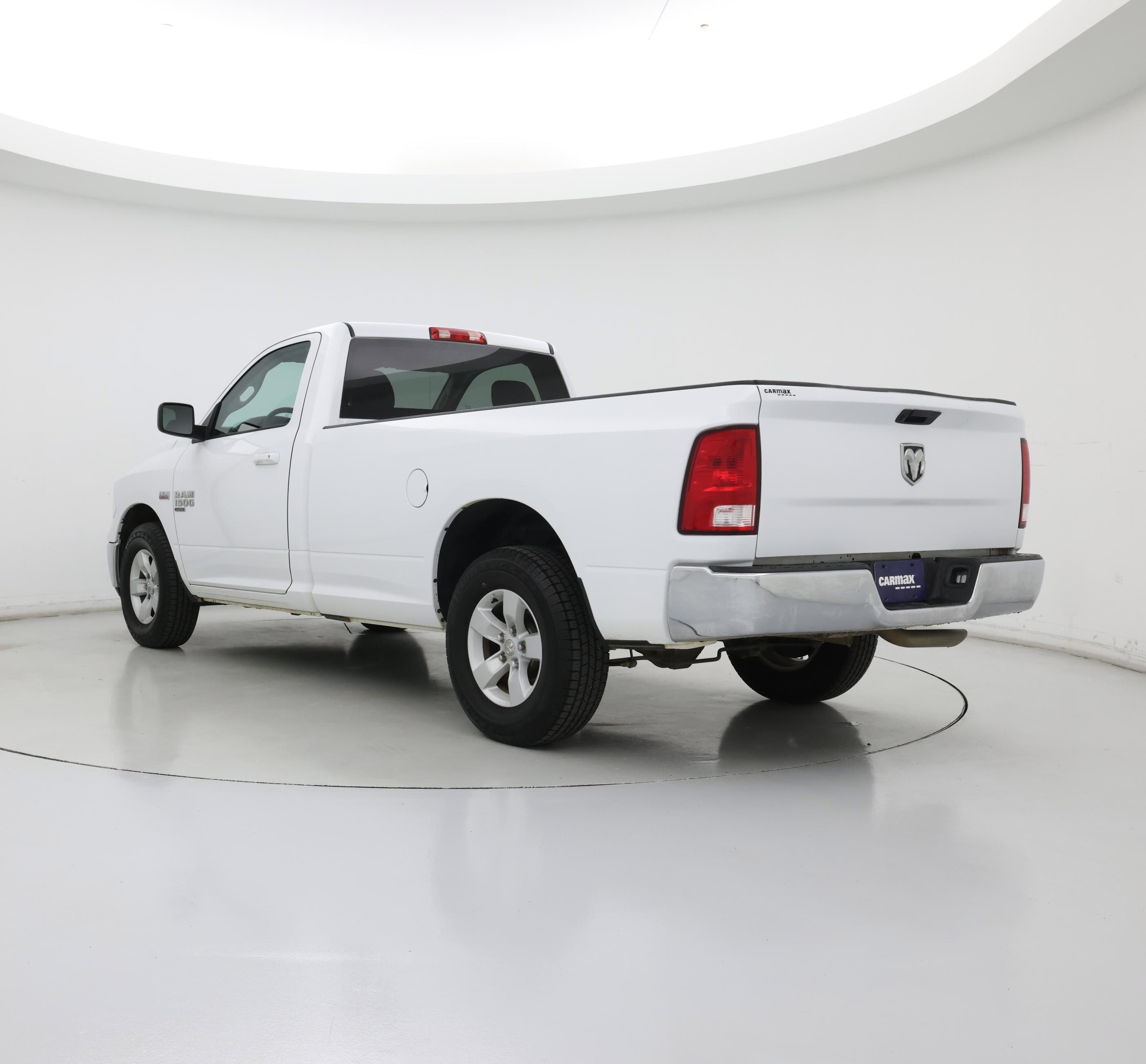 Thumbnail: 2021 RAM 1500 Classic - 2