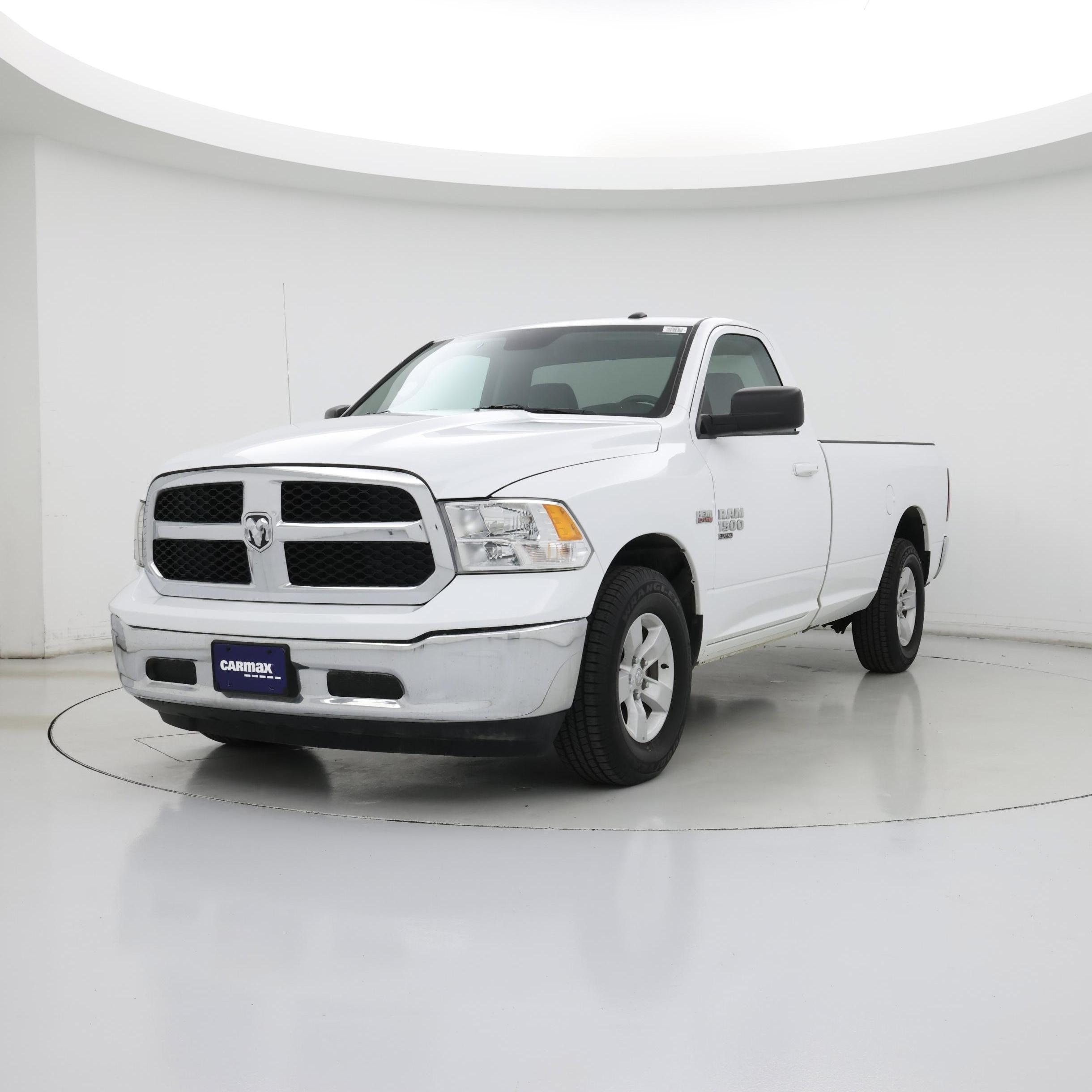 Thumbnail: 2021 RAM 1500 Classic - 4