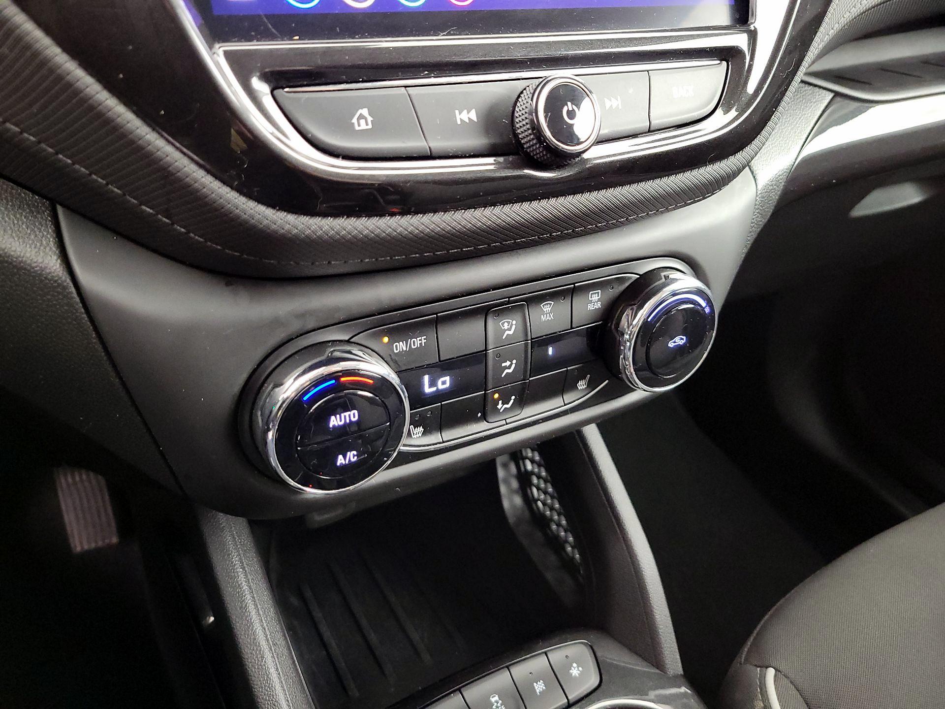 Thumbnail: 2022 Chevrolet TrailBlazer - 17