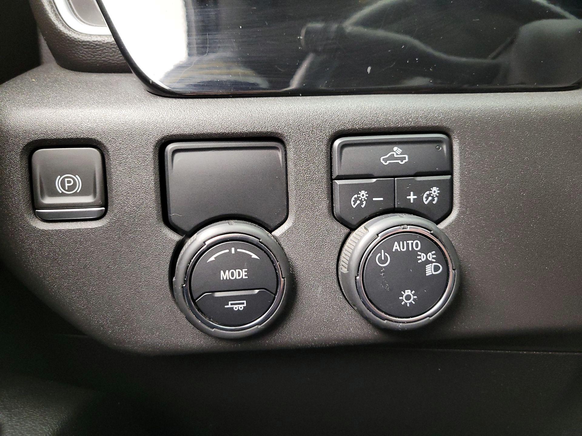 Thumbnail: 2024 Chevrolet Silverado 1500 - 13