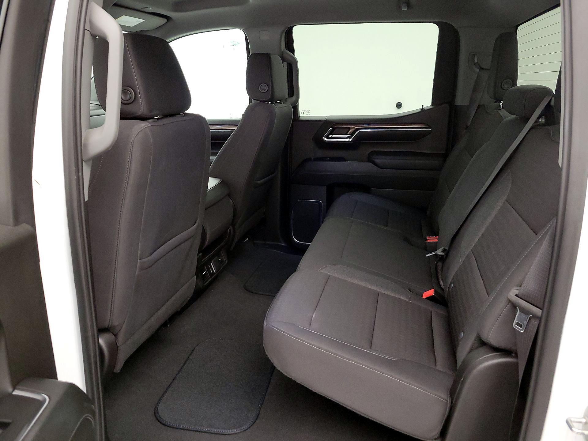 Thumbnail: 2024 Chevrolet Silverado 1500 - 20