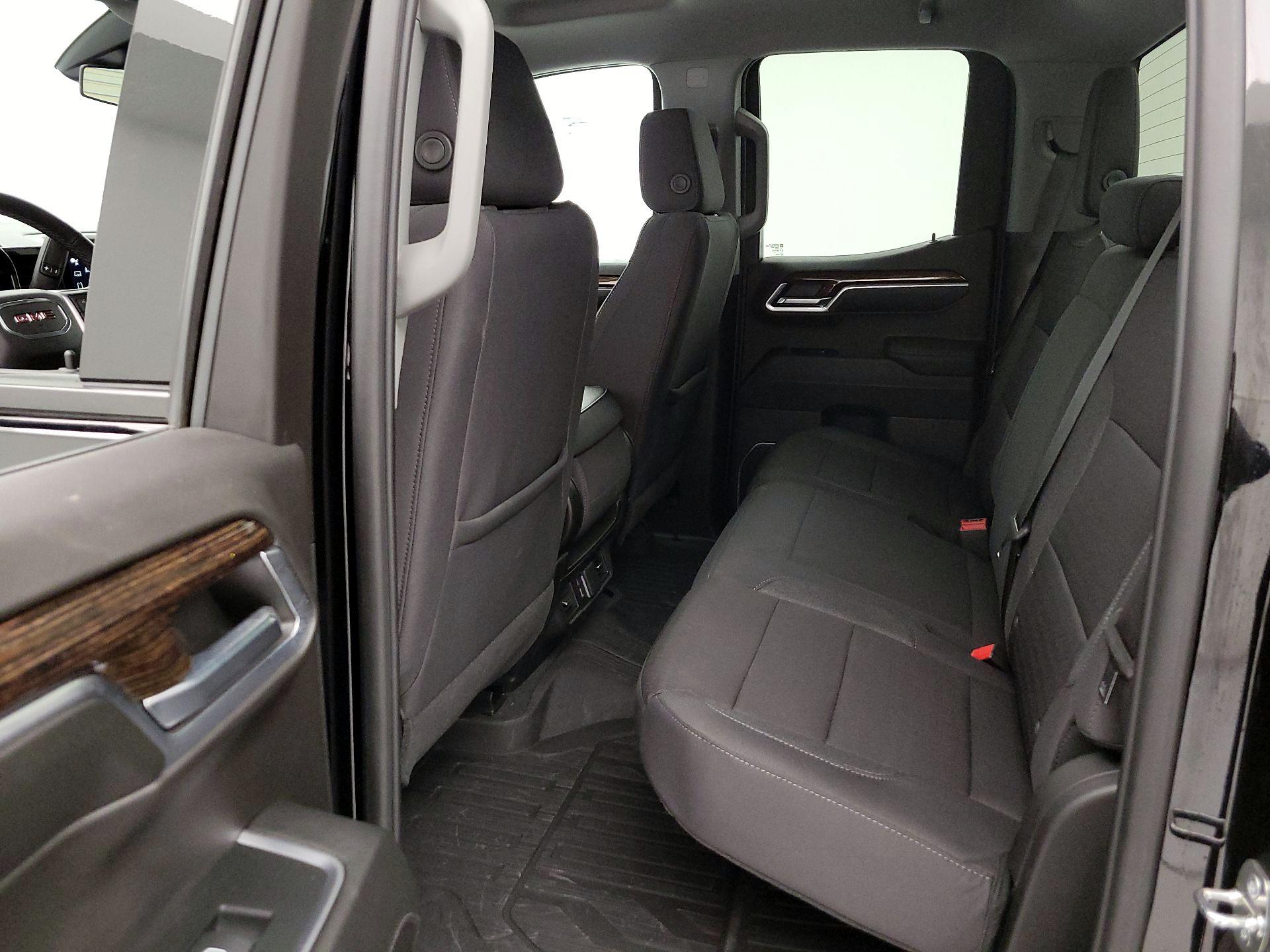 Thumbnail: 2023 GMC Sierra 1500 - 20