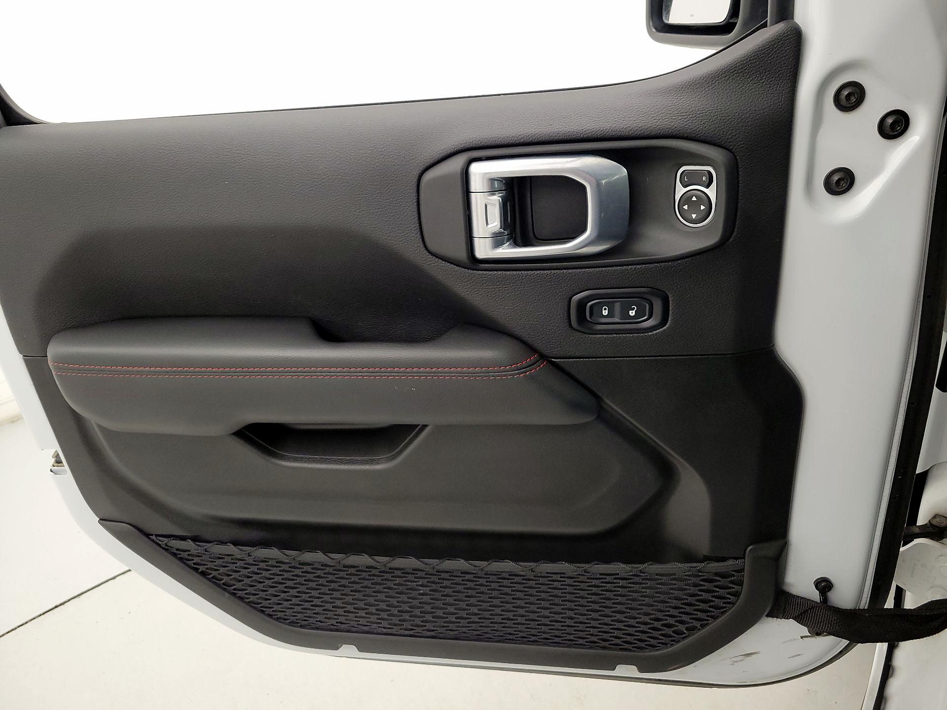 Thumbnail: 2023 Jeep Gladiator - 12