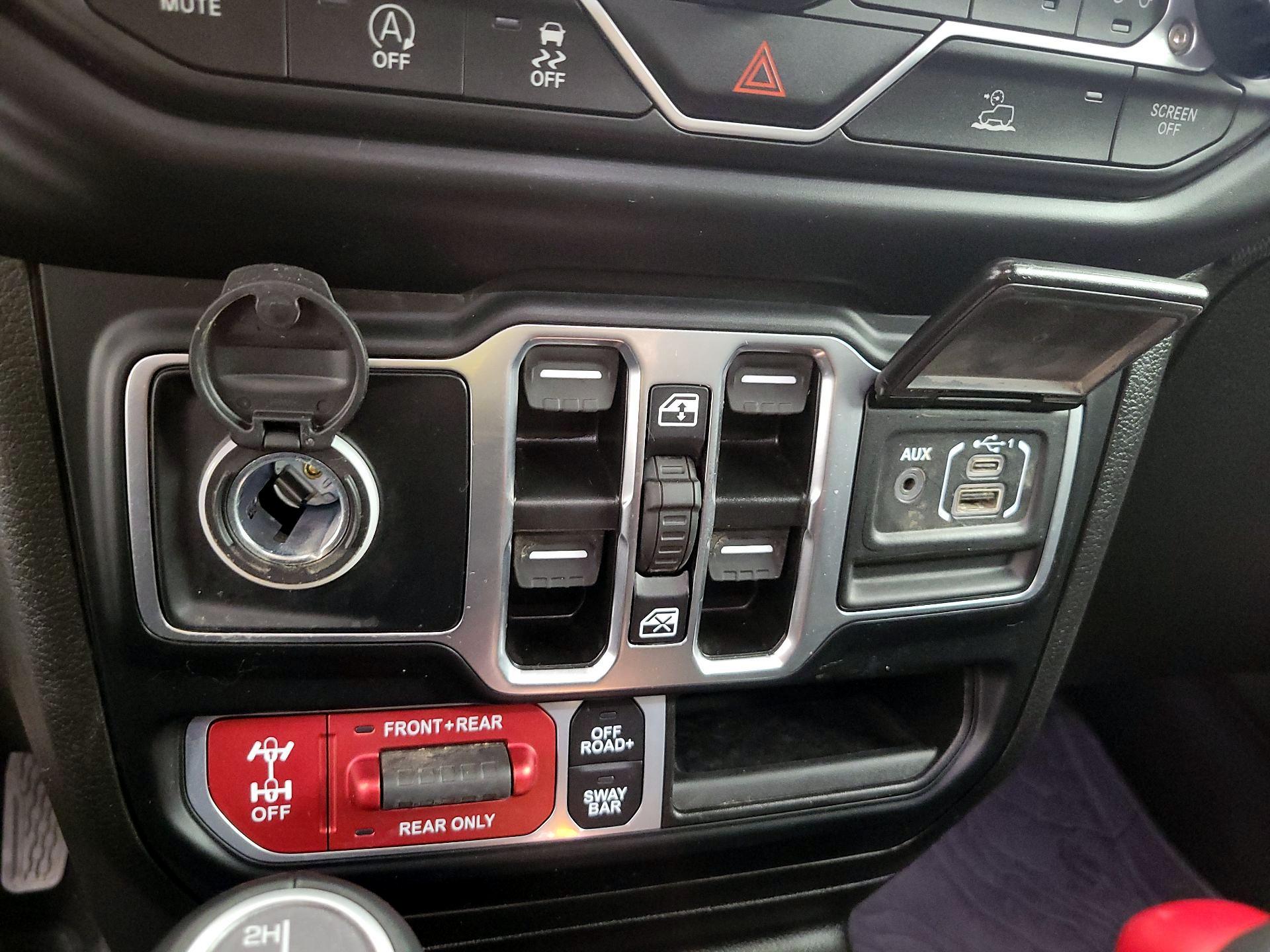 Thumbnail: 2023 Jeep Gladiator - 19