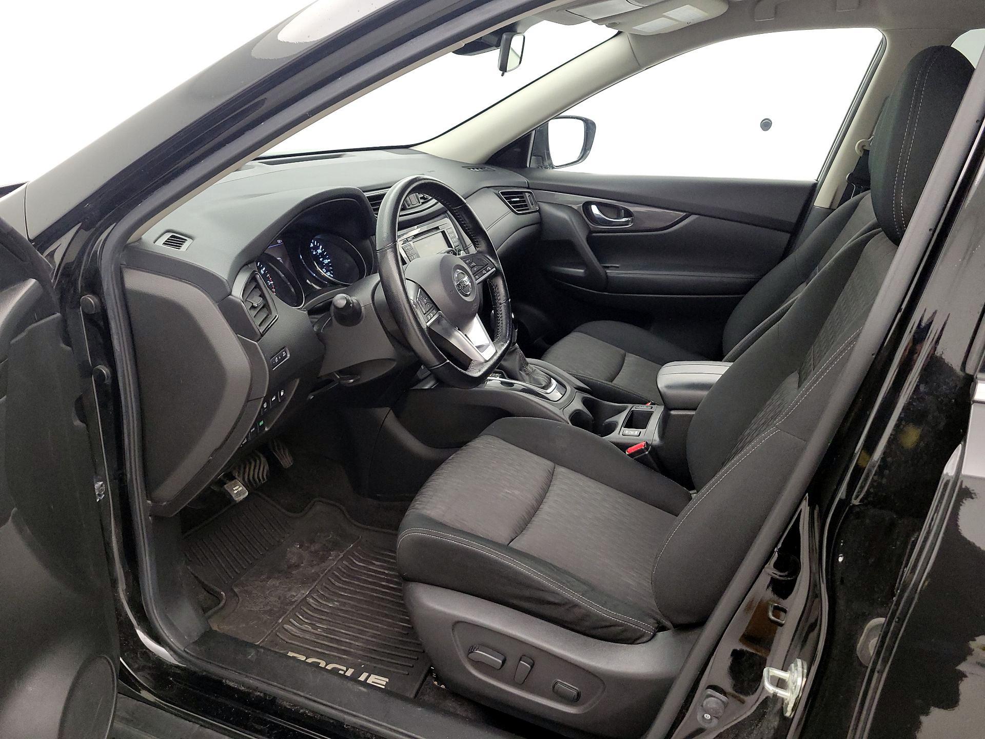 Thumbnail: 2020 Nissan Rogue - 11