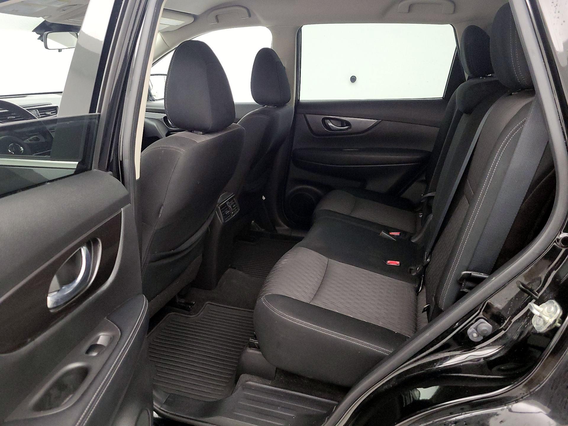 Thumbnail: 2020 Nissan Rogue - 19