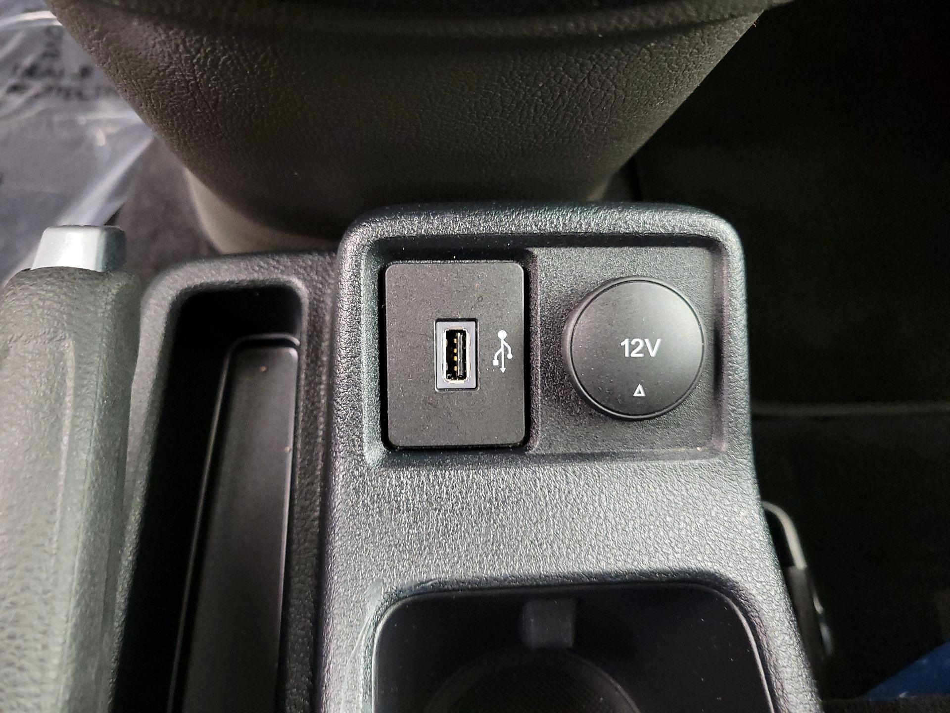 Thumbnail: 2022 Ford Transit Series - 18