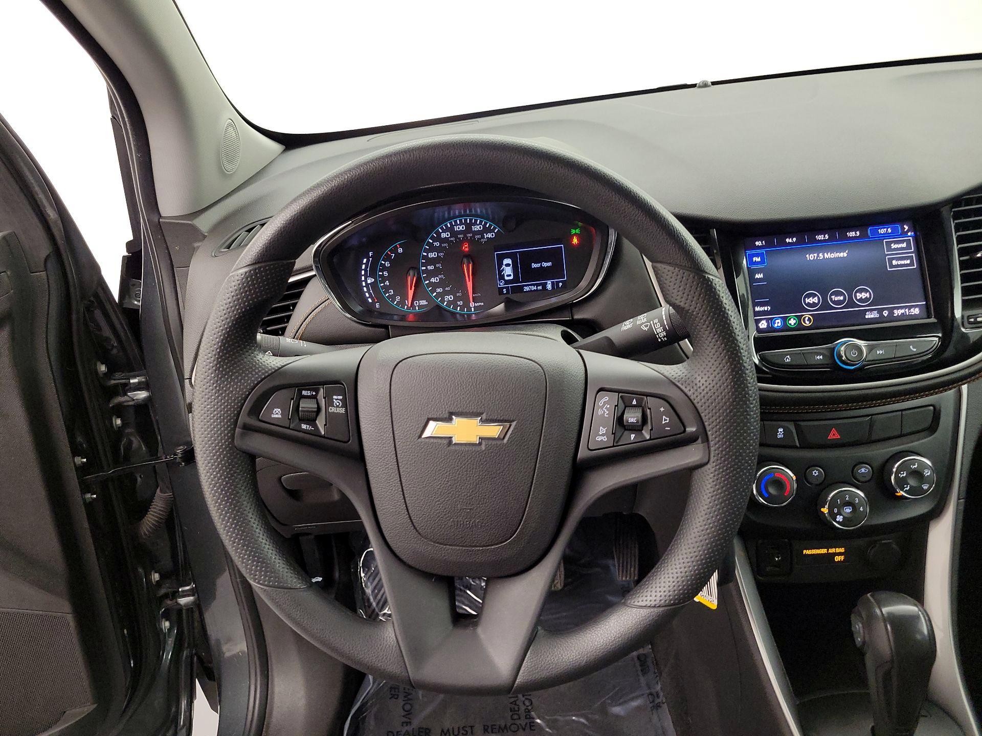 Thumbnail: 2020 Chevrolet Trax - 10