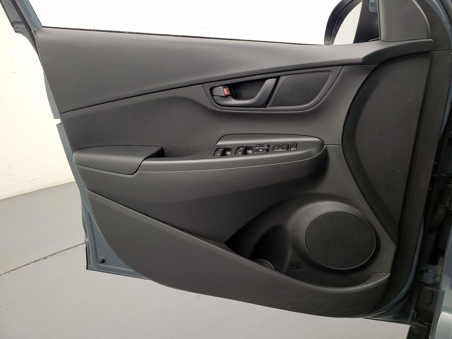 Thumbnail: 2022 Hyundai Kona - 12