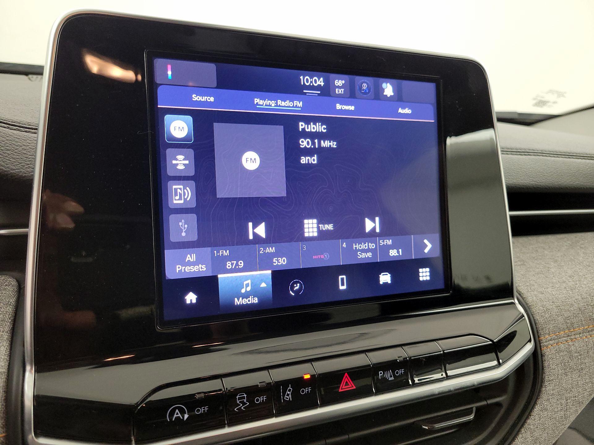 Thumbnail: 2022 Jeep Compass - 14