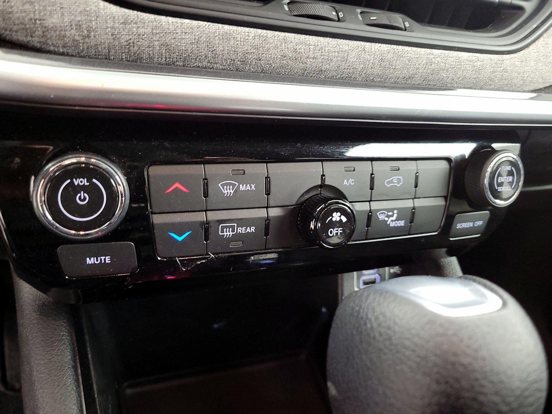 Thumbnail: 2022 Jeep Compass - 15