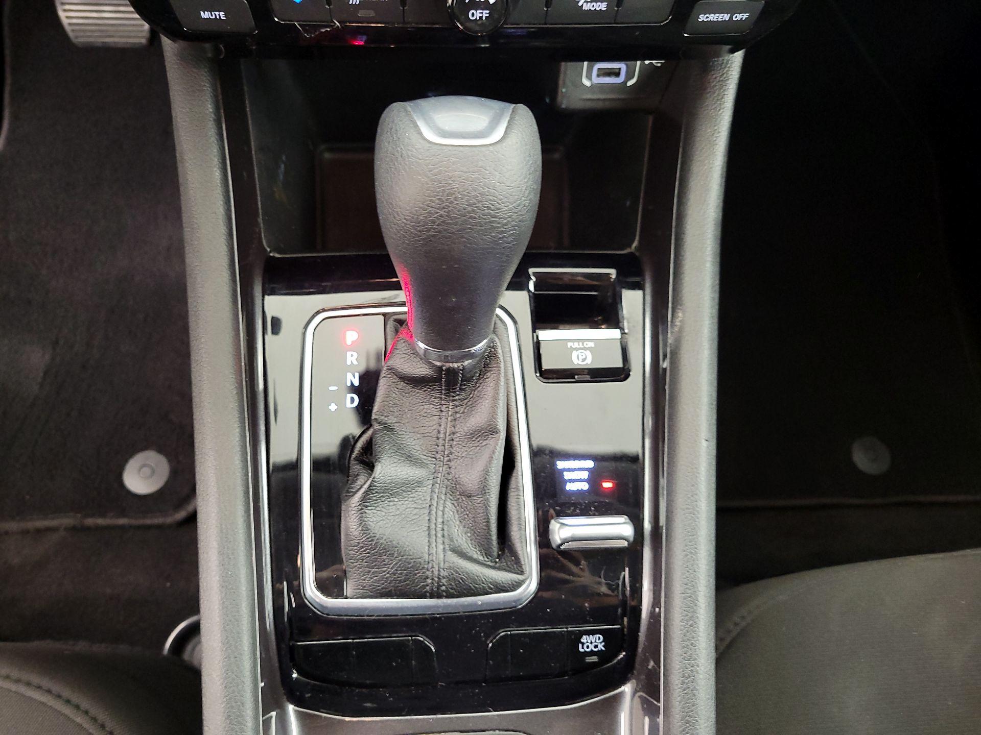 Thumbnail: 2022 Jeep Compass - 16