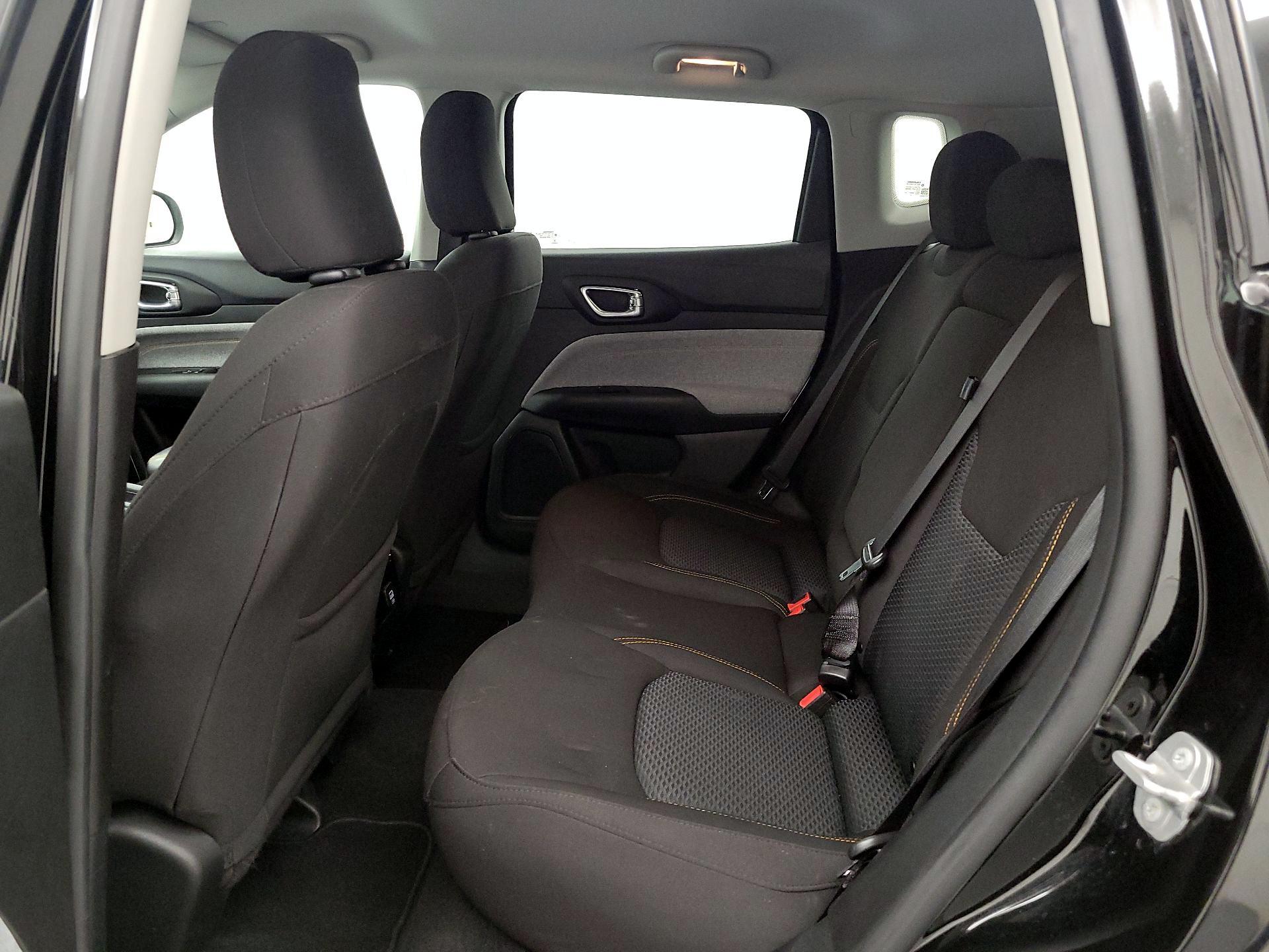 Thumbnail: 2022 Jeep Compass - 18