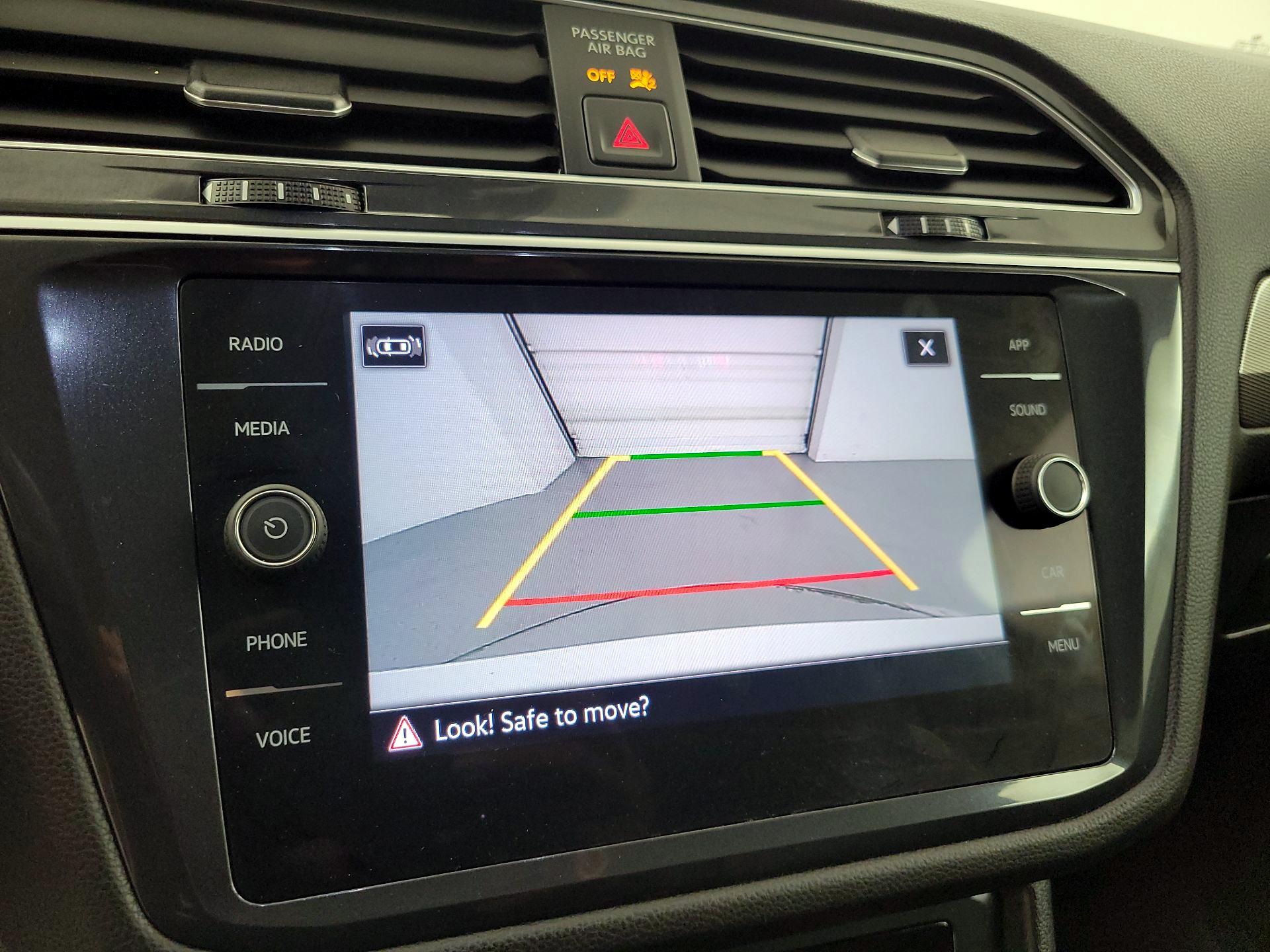 Thumbnail: 2024 Volkswagen Tiguan - 13