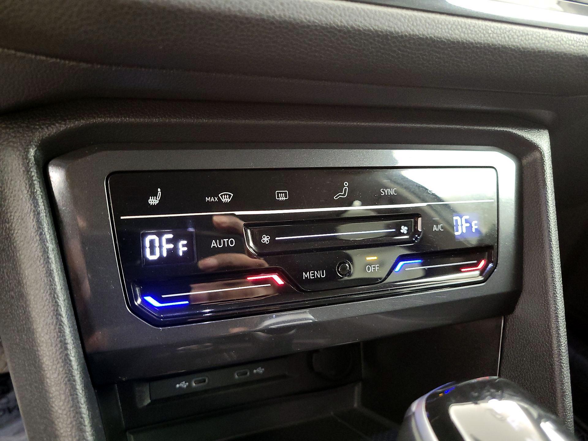 Thumbnail: 2024 Volkswagen Tiguan - 15