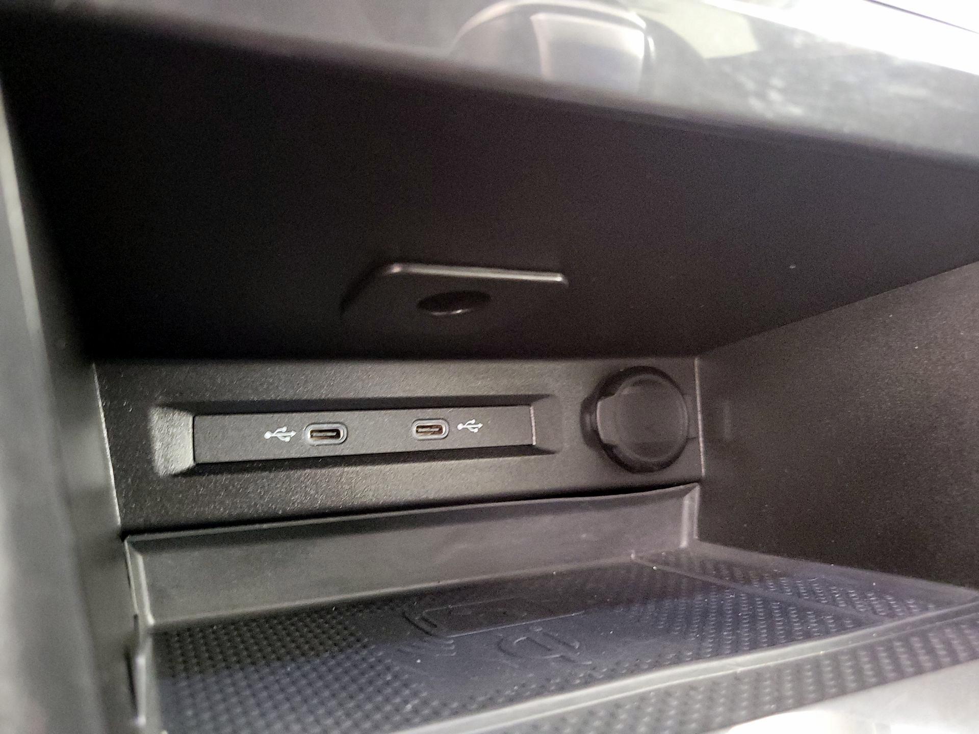 Thumbnail: 2024 Volkswagen Tiguan - 17