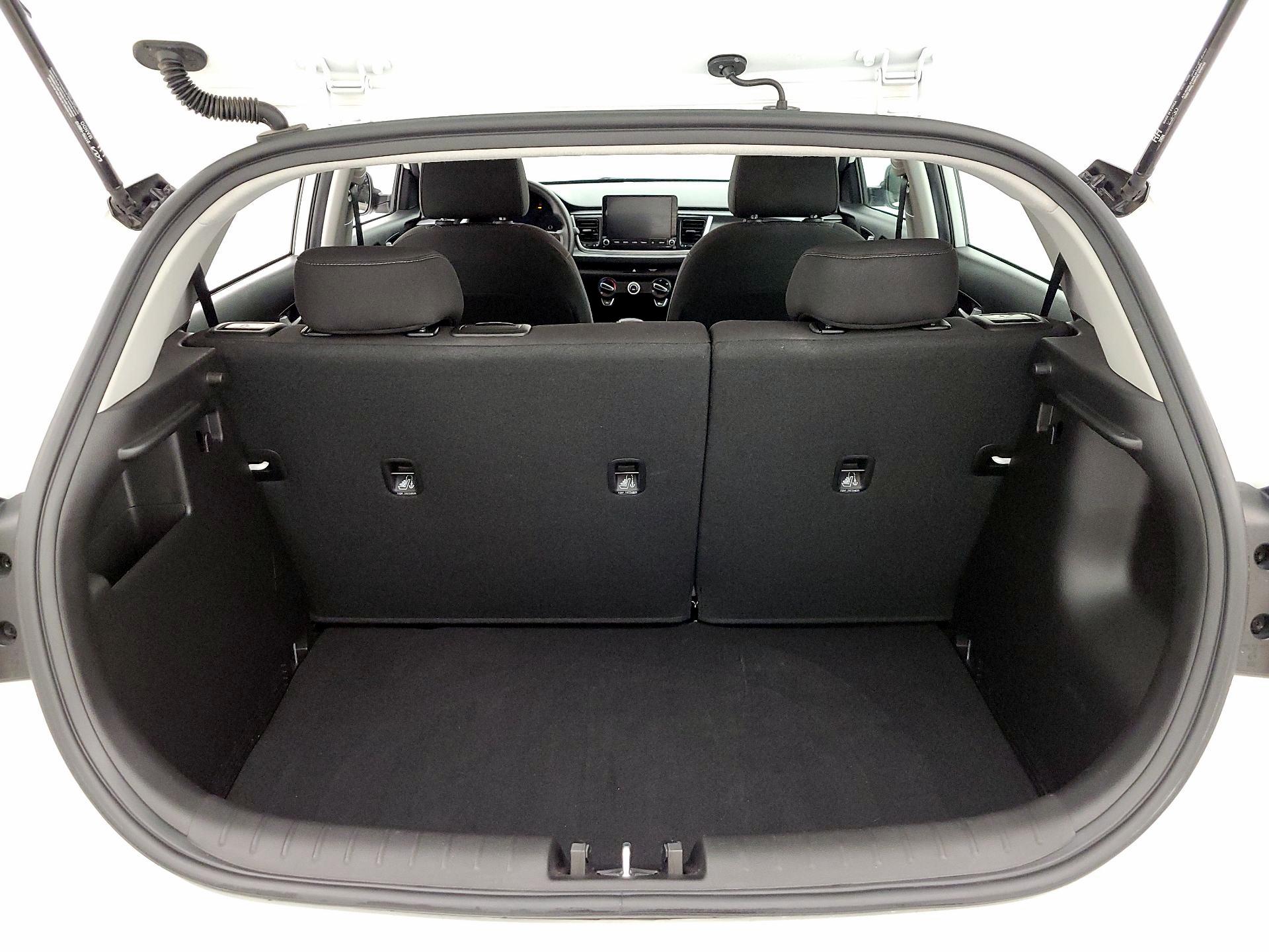 Thumbnail: 2023 Kia Rio - 20