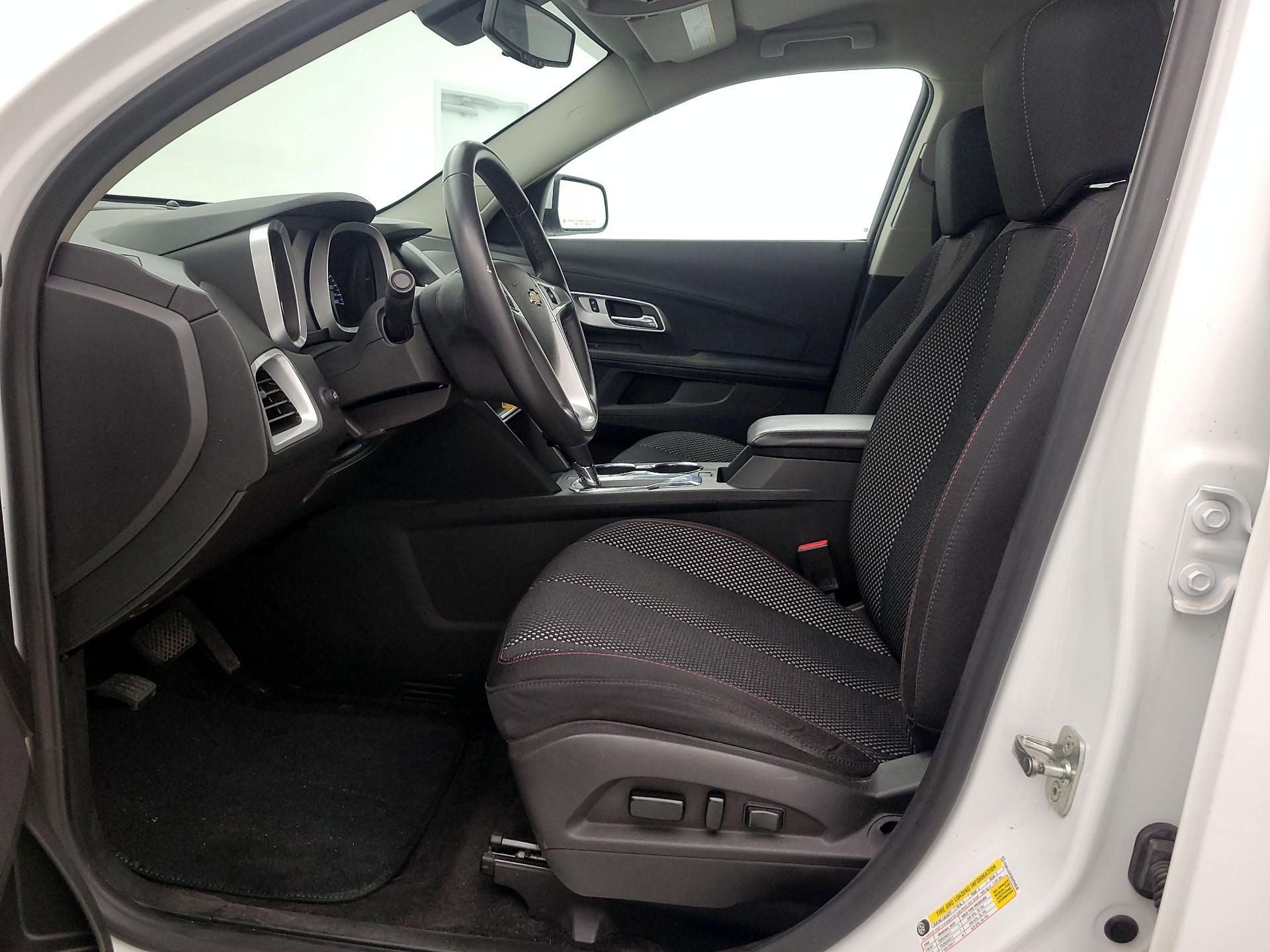 Thumbnail: 2016 Chevrolet Equinox - 11