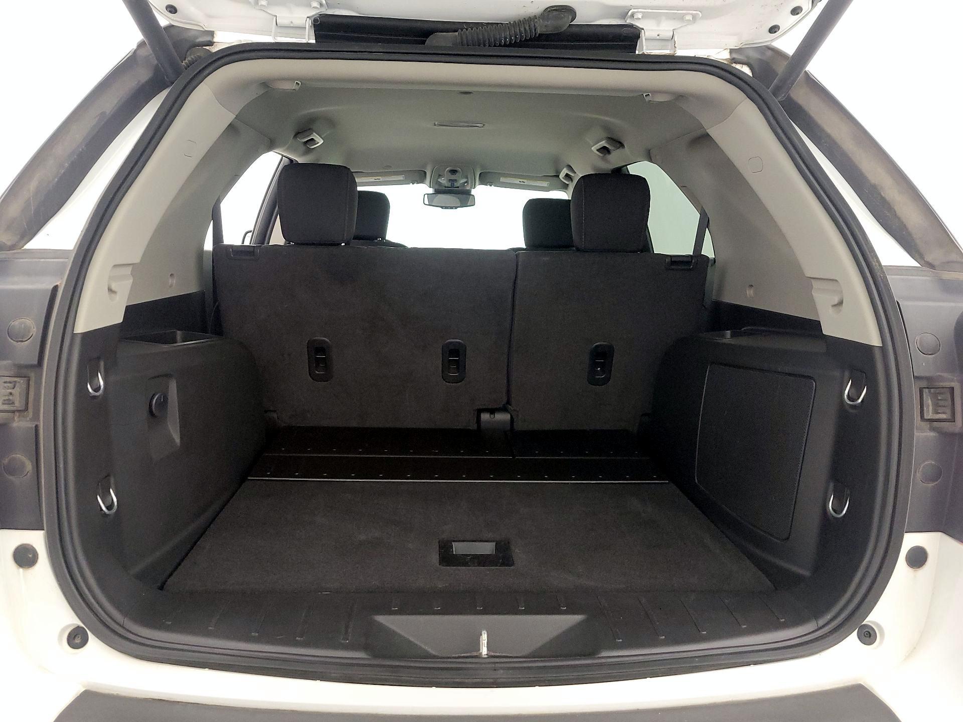 Thumbnail: 2016 Chevrolet Equinox - 20