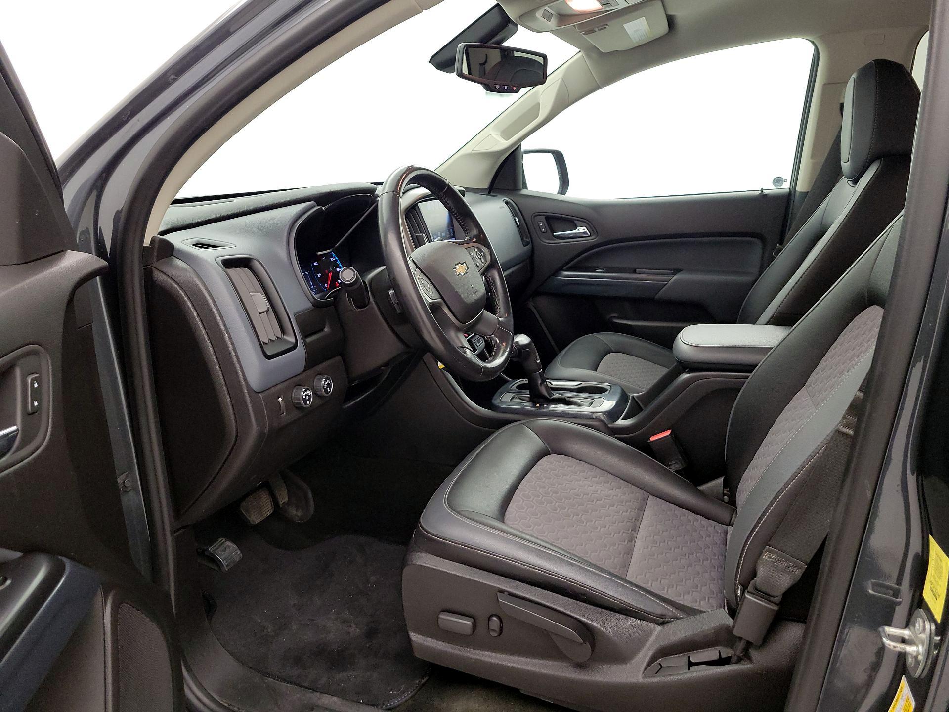 Thumbnail: 2017 Chevrolet Colorado - 11