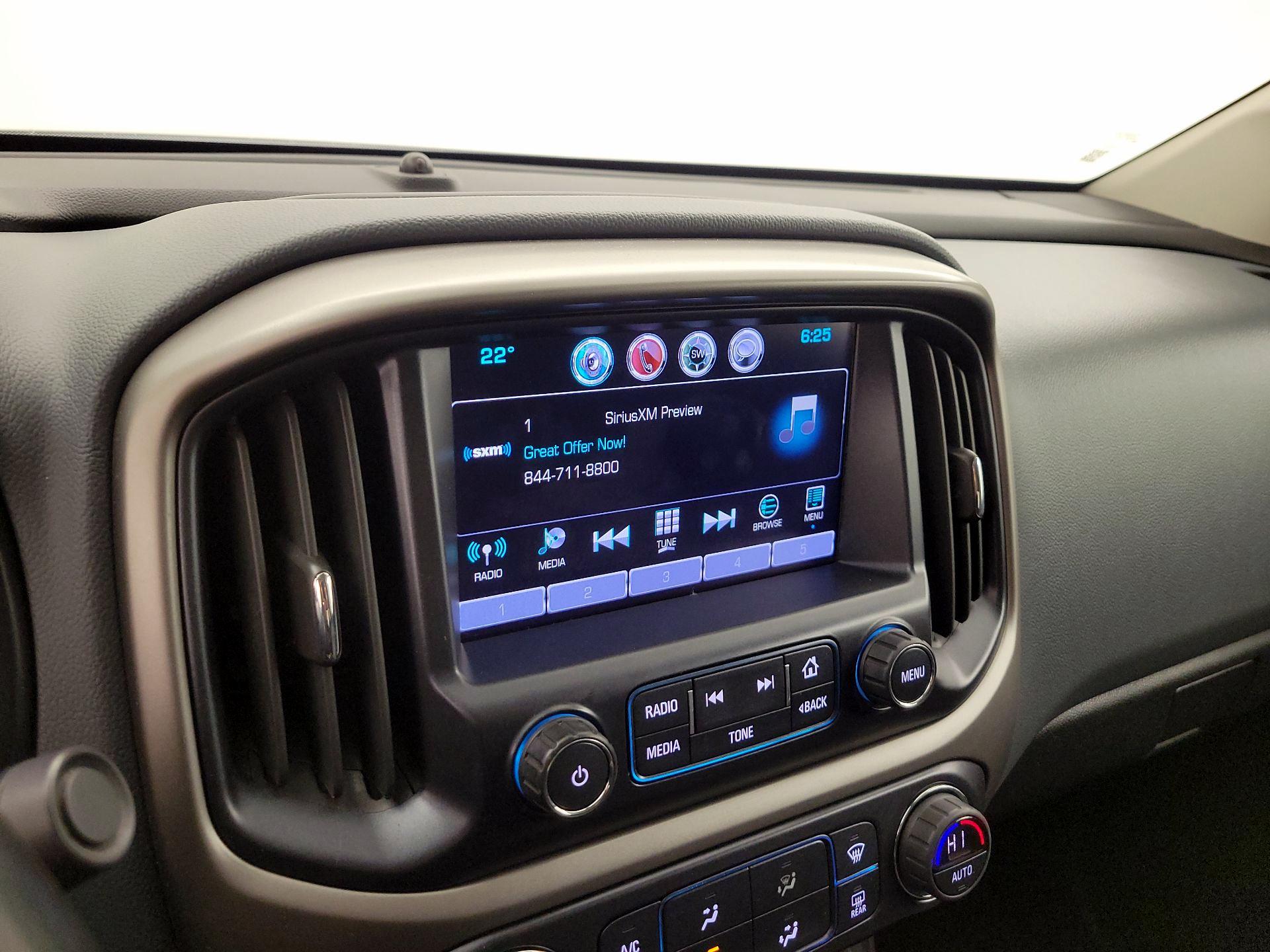 Thumbnail: 2017 Chevrolet Colorado - 15