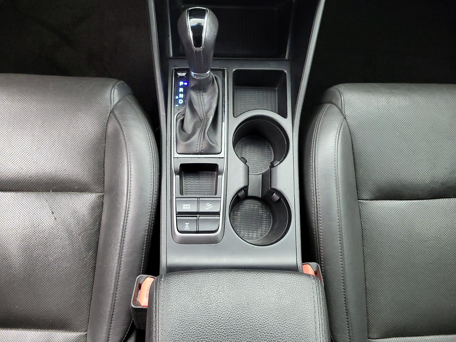 Thumbnail: 2016 Hyundai Tucson - 18