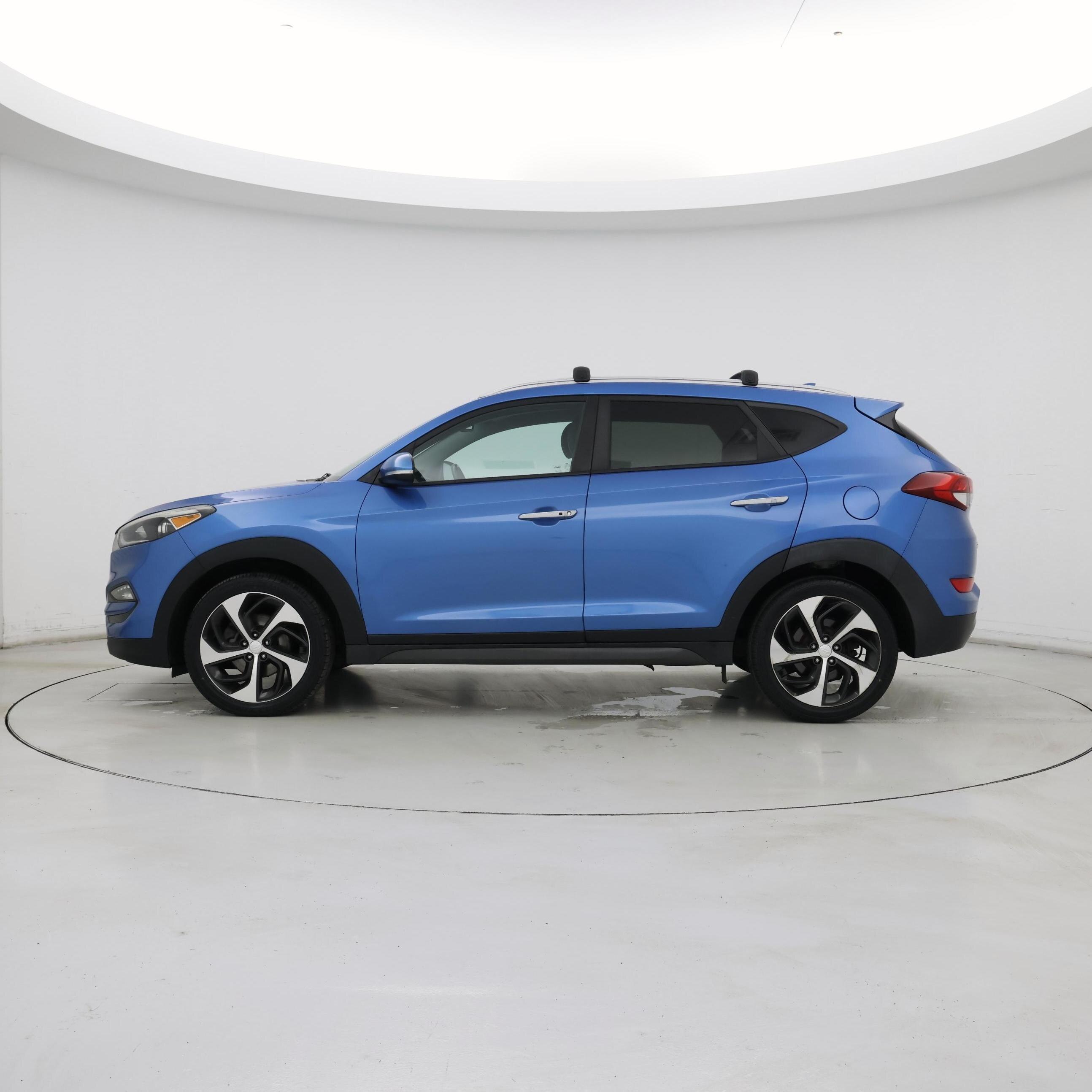 Thumbnail: 2016 Hyundai Tucson - 3