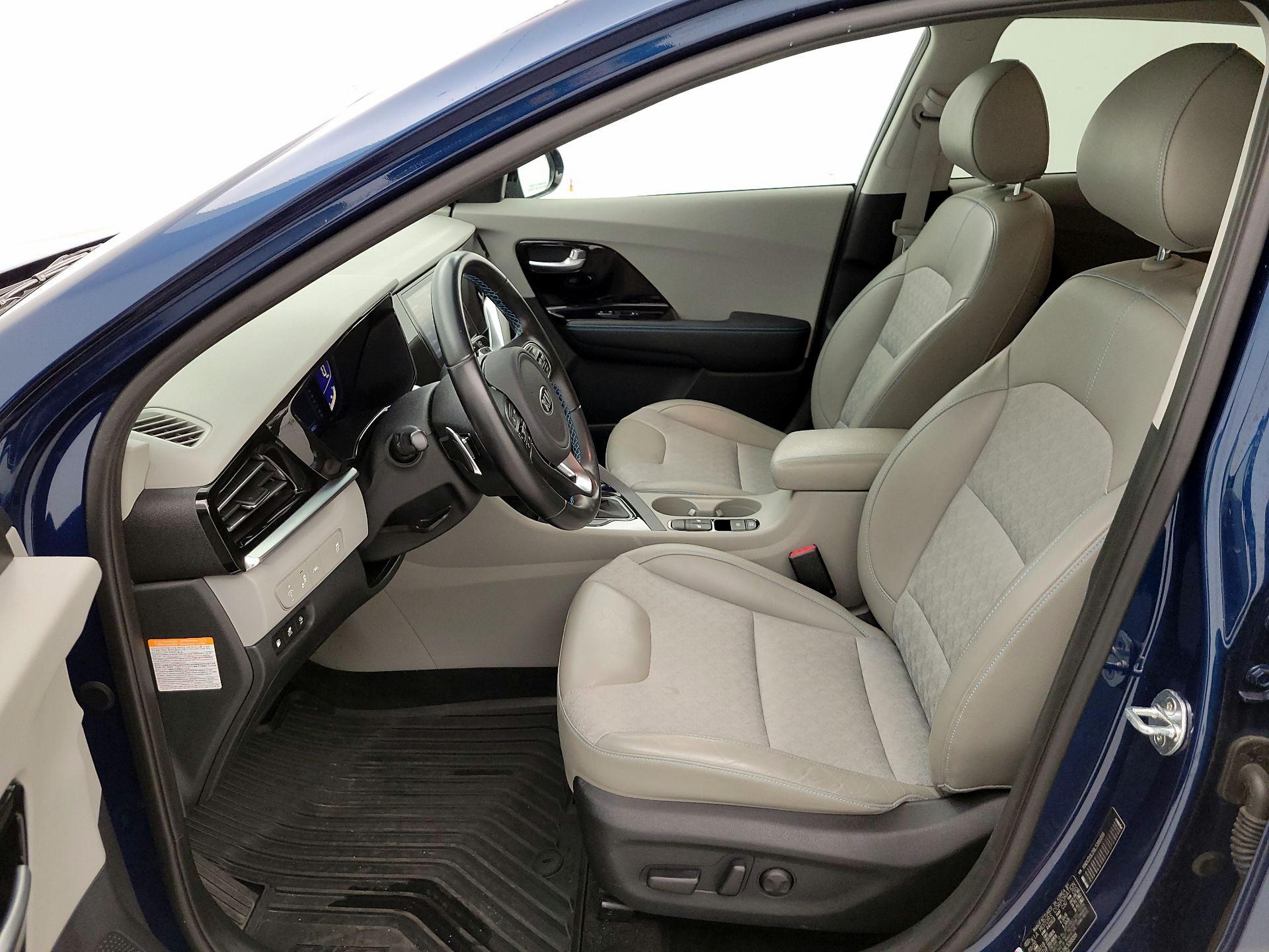 Thumbnail: 2020 Kia Niro - 11