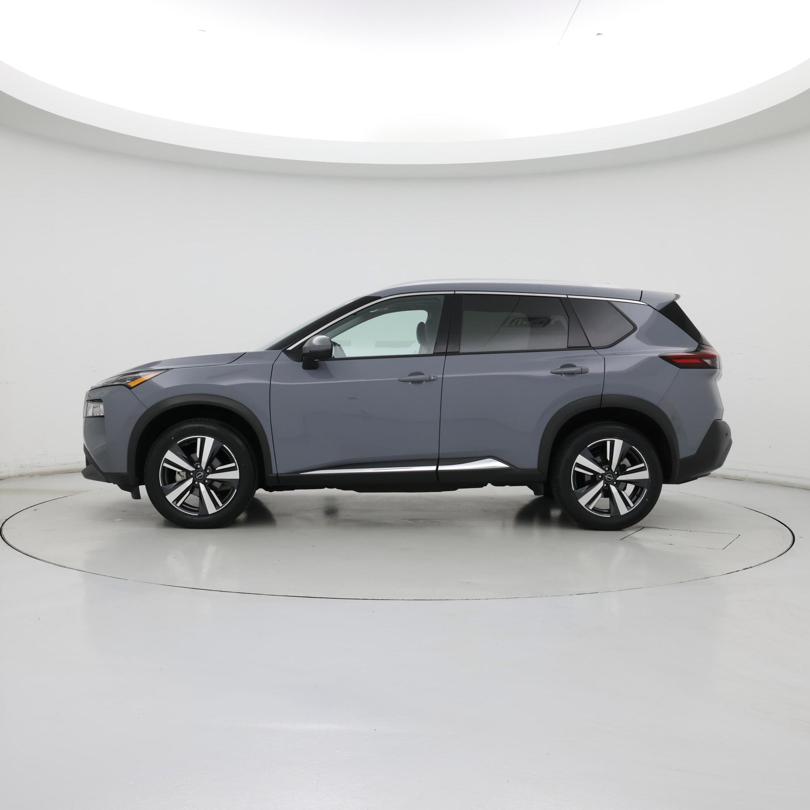 Thumbnail: 2023 Nissan Rogue - 3