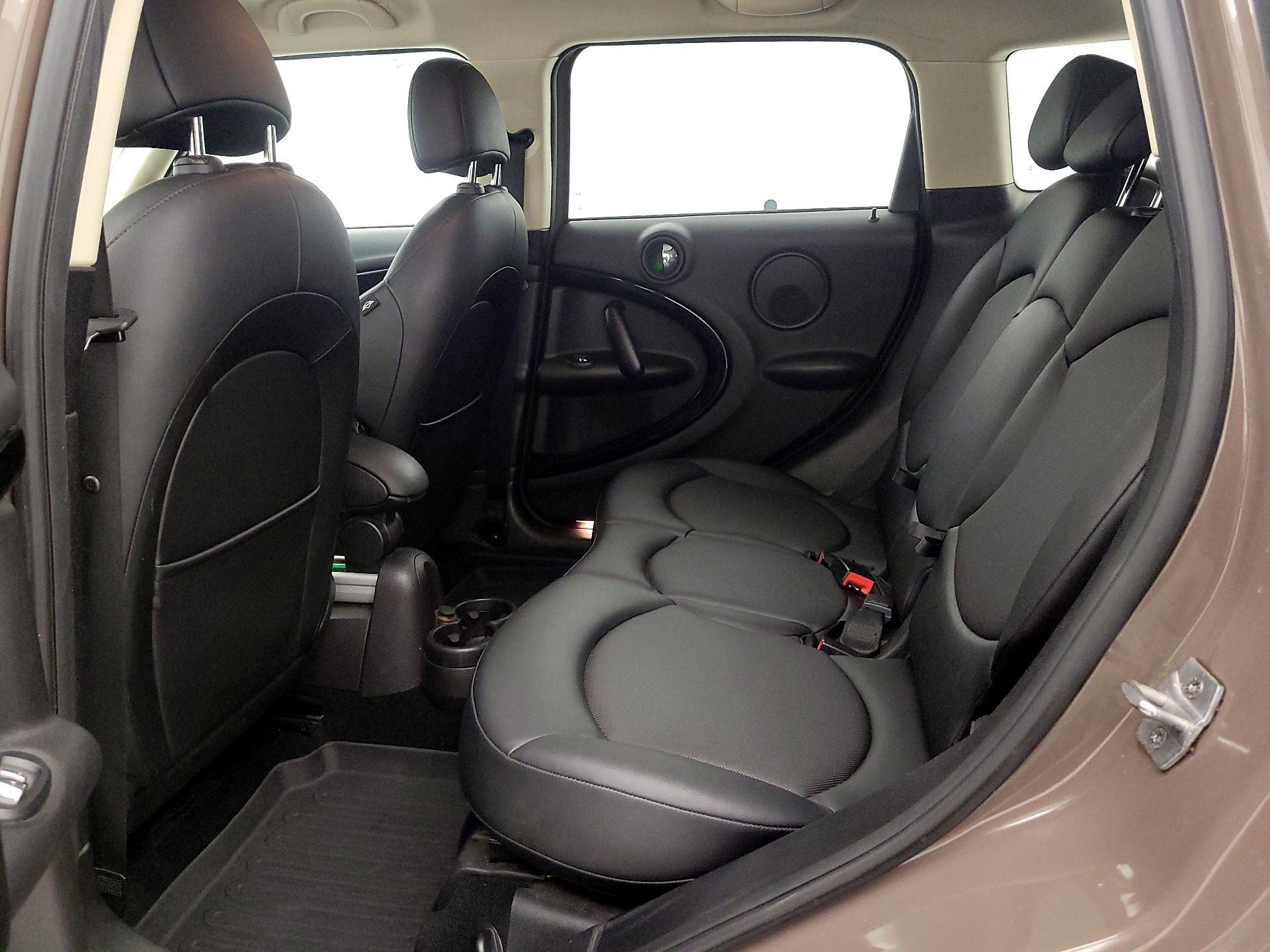 Thumbnail: 2015 MINI Cooper Countryman - 18