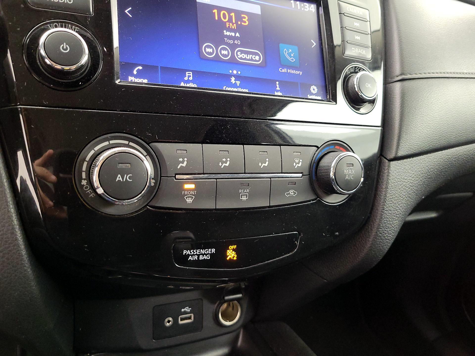 Thumbnail: 2020 Nissan Rogue - 16